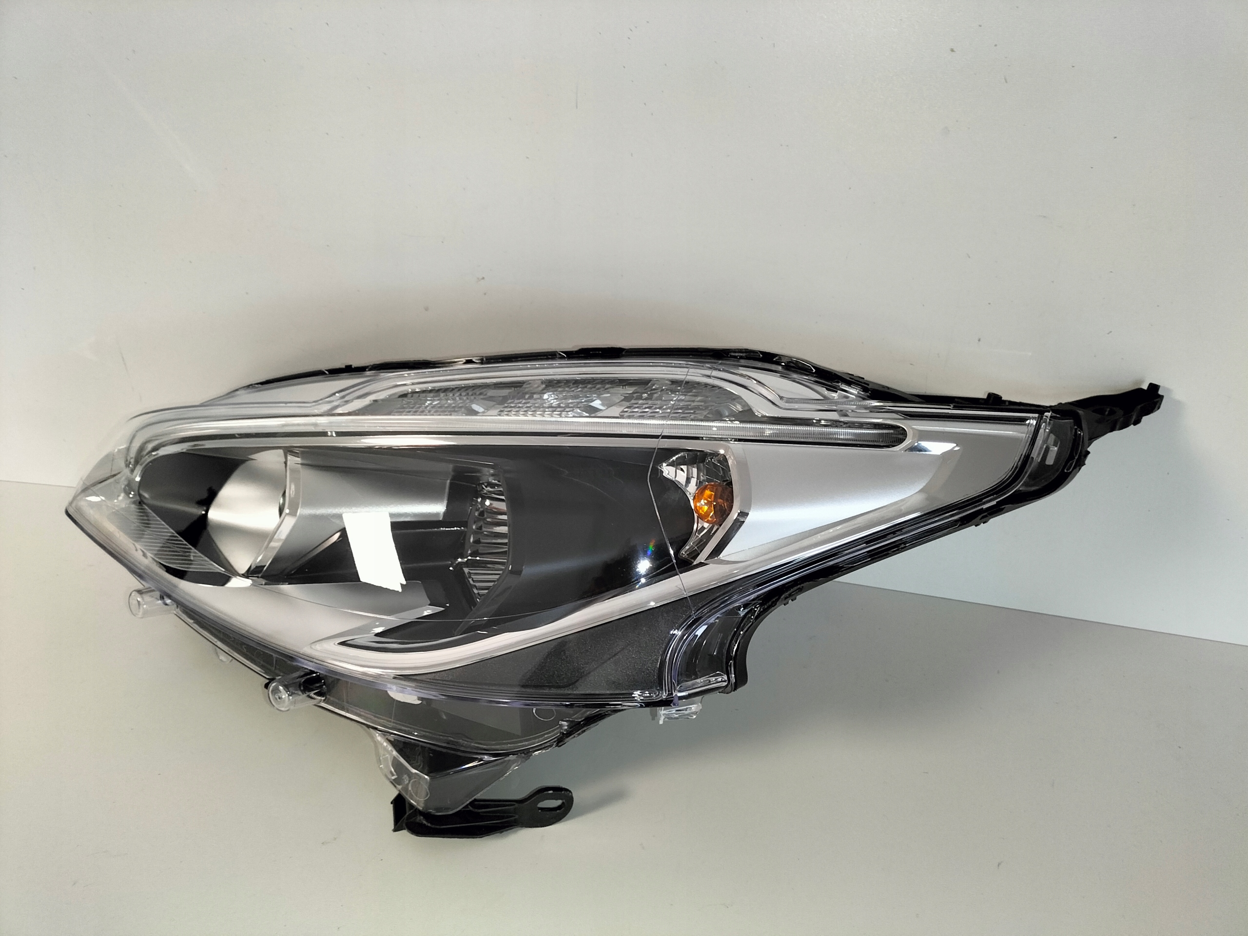 light front reflektor left PEUGEOT 208 LIFT 15-19