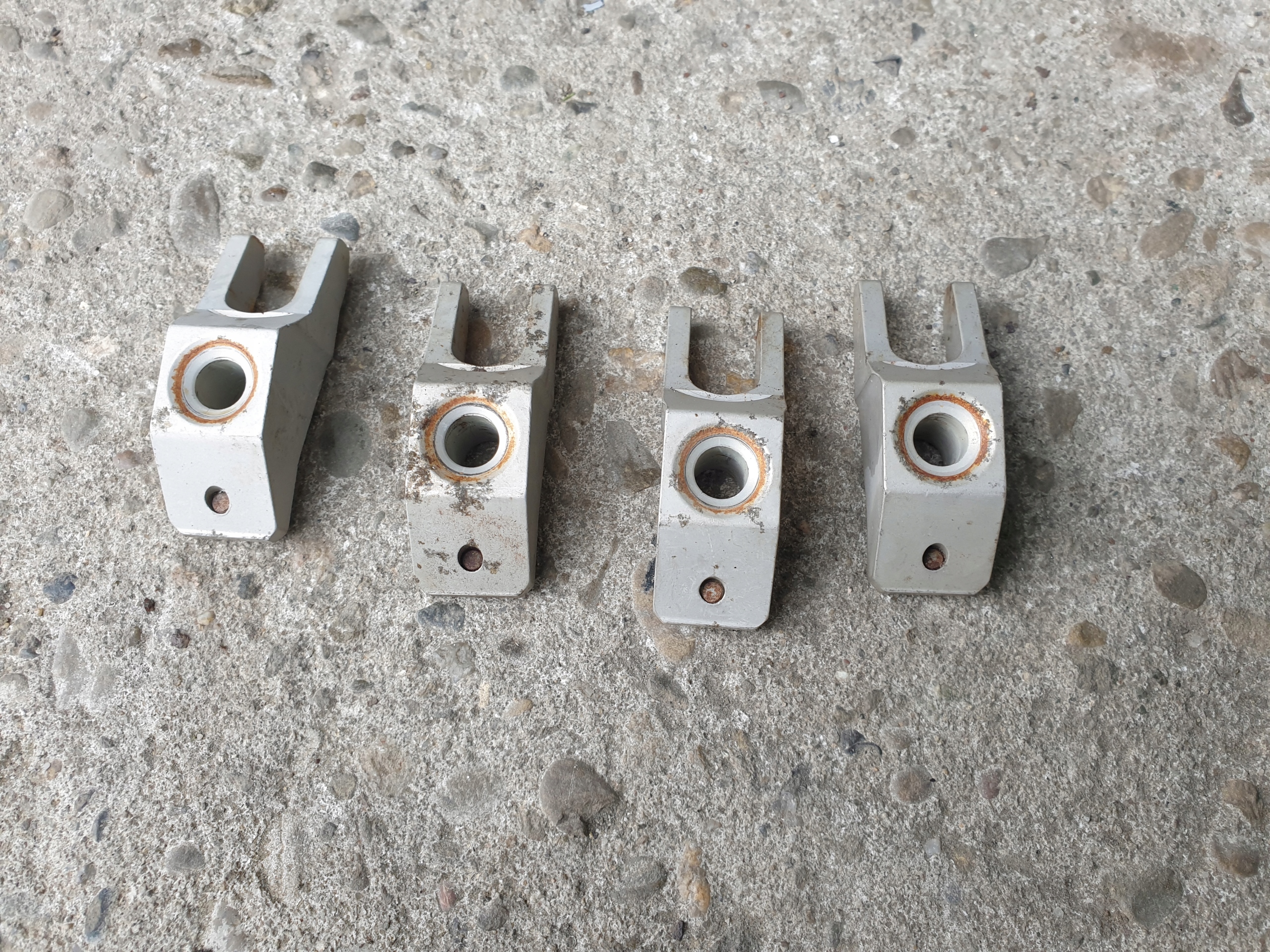 Halter einspritz Aufbockständer ALFA ROMEO 159 2.4 JTDM 2005