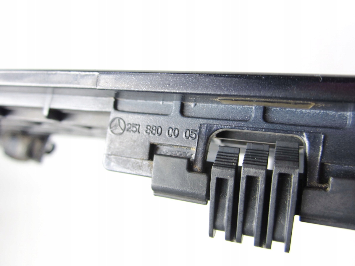 grid intake bonnets Mercedes W251 R-klasa 112