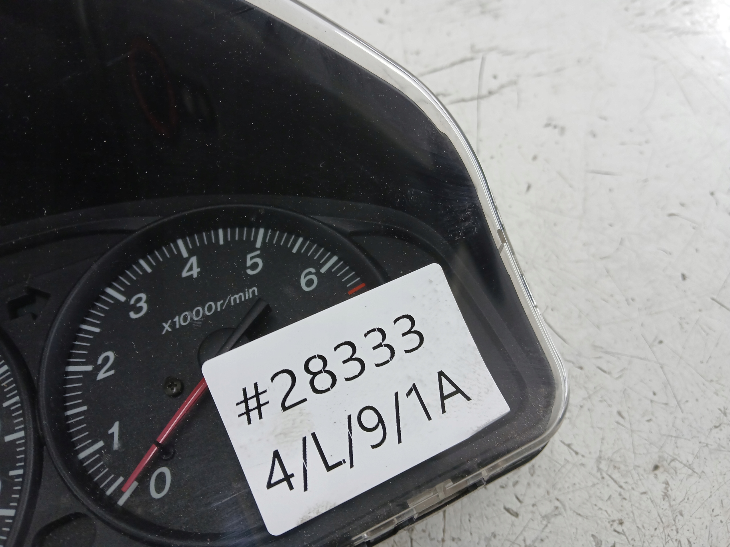 MAZDA 323F BJ dials dials petrol