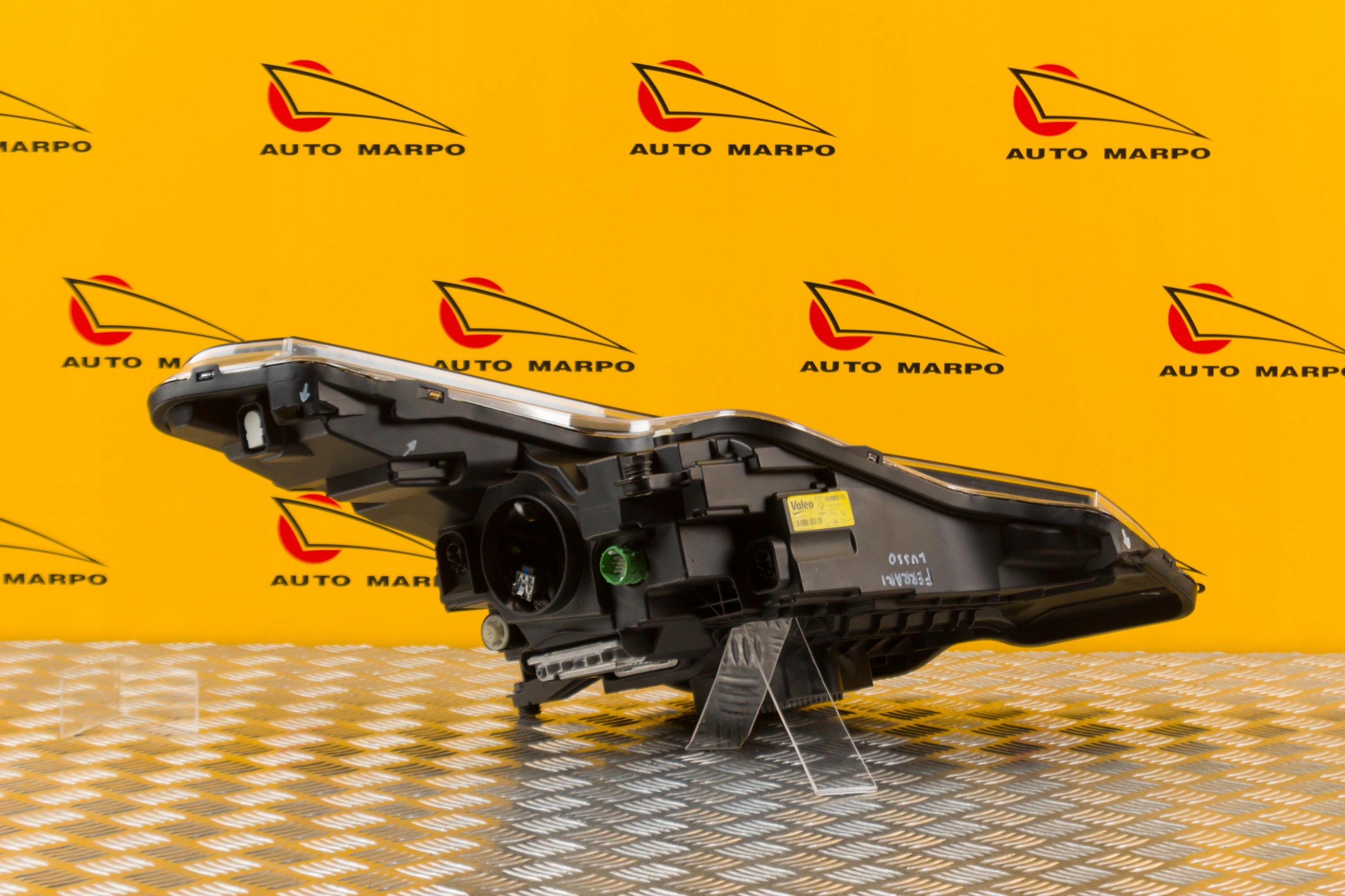 FERRARI GTC4LUSSO LUSSO REFLEKTOR LAMPA XENON LED Typ samochodu Samochody osobowe