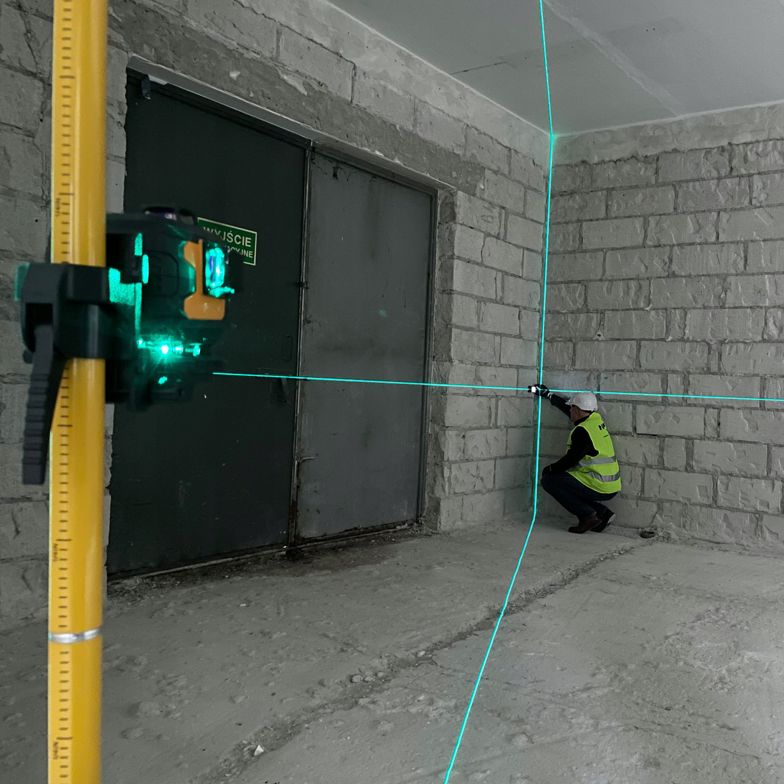 LASER NIEBIESKI NIVEL SYSTEM CL4D-B CLS-4 ZESTAW Stopień ochrony IP54