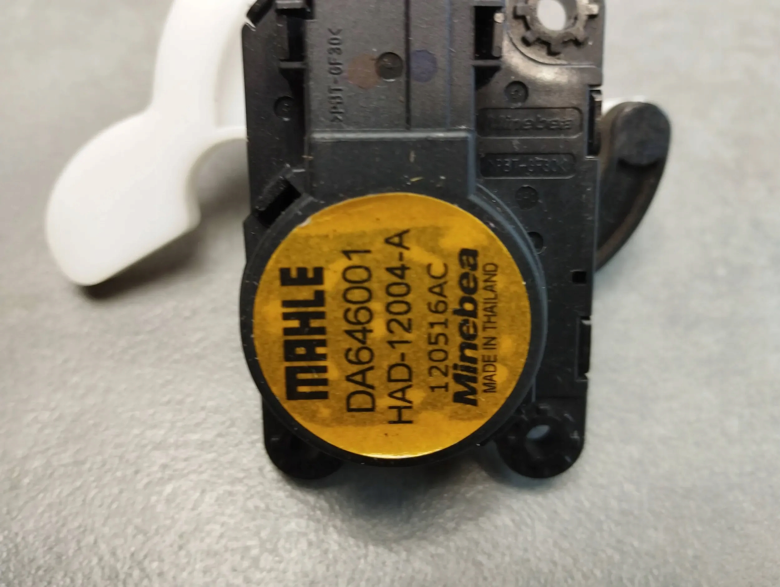 Opel Astra K Micro moteur Bloc de chauffage complet DA646001