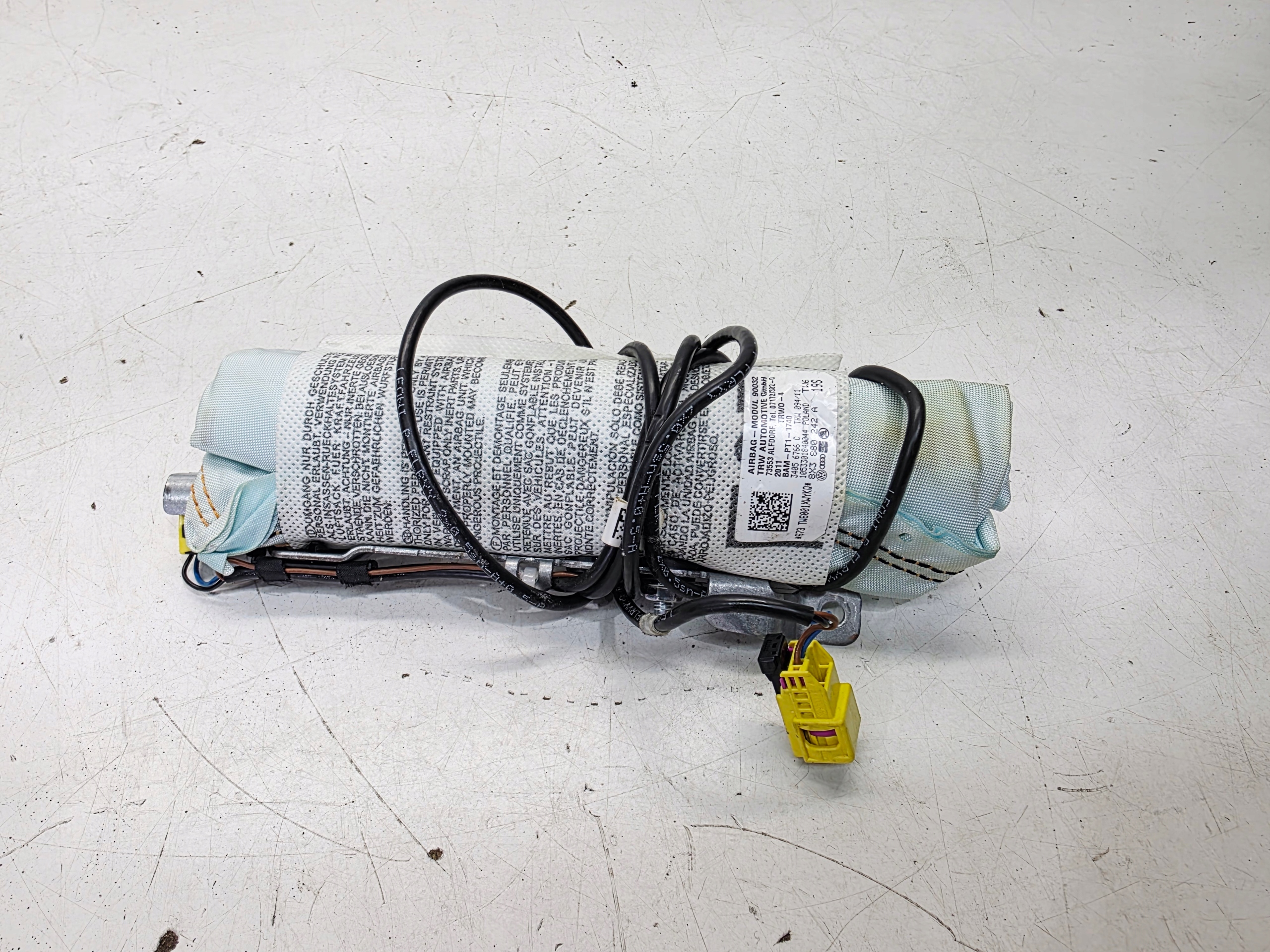seat airbag right front AUDI A1 8X 8X3880242A