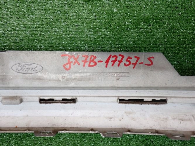 FORD FOCUS MK4 IV ST LINE 18- front bumper front