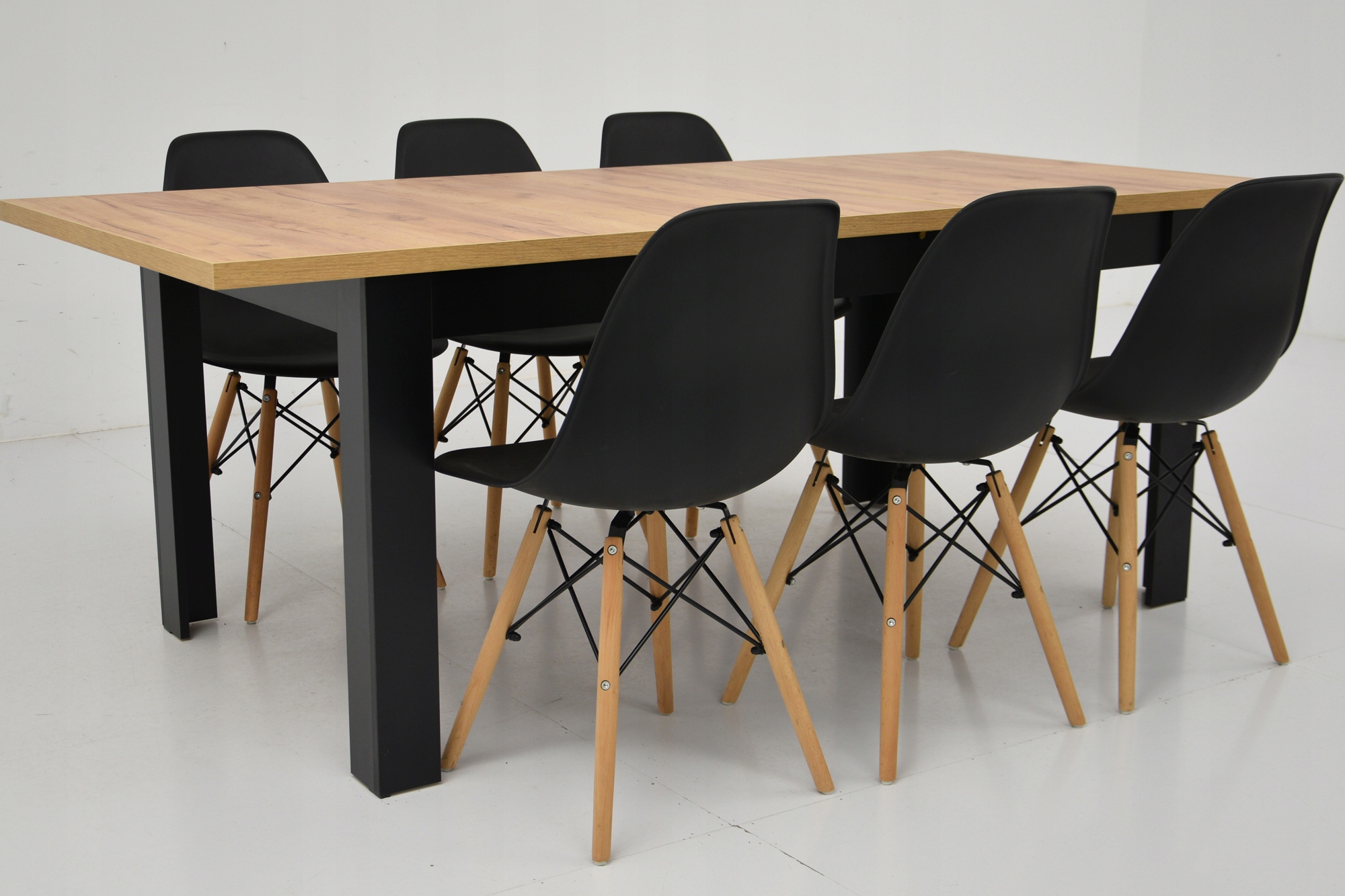 6 krzeseł i Rozkładany stół 90x160/200 blat CRAFT Kształt blatu prostokątny