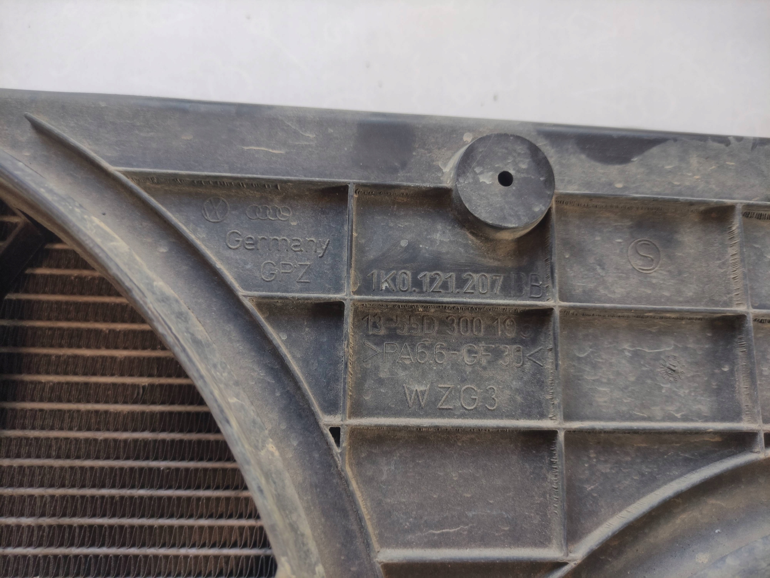 water cooler AUDI A3 8P 1.6B AUTOMAT
