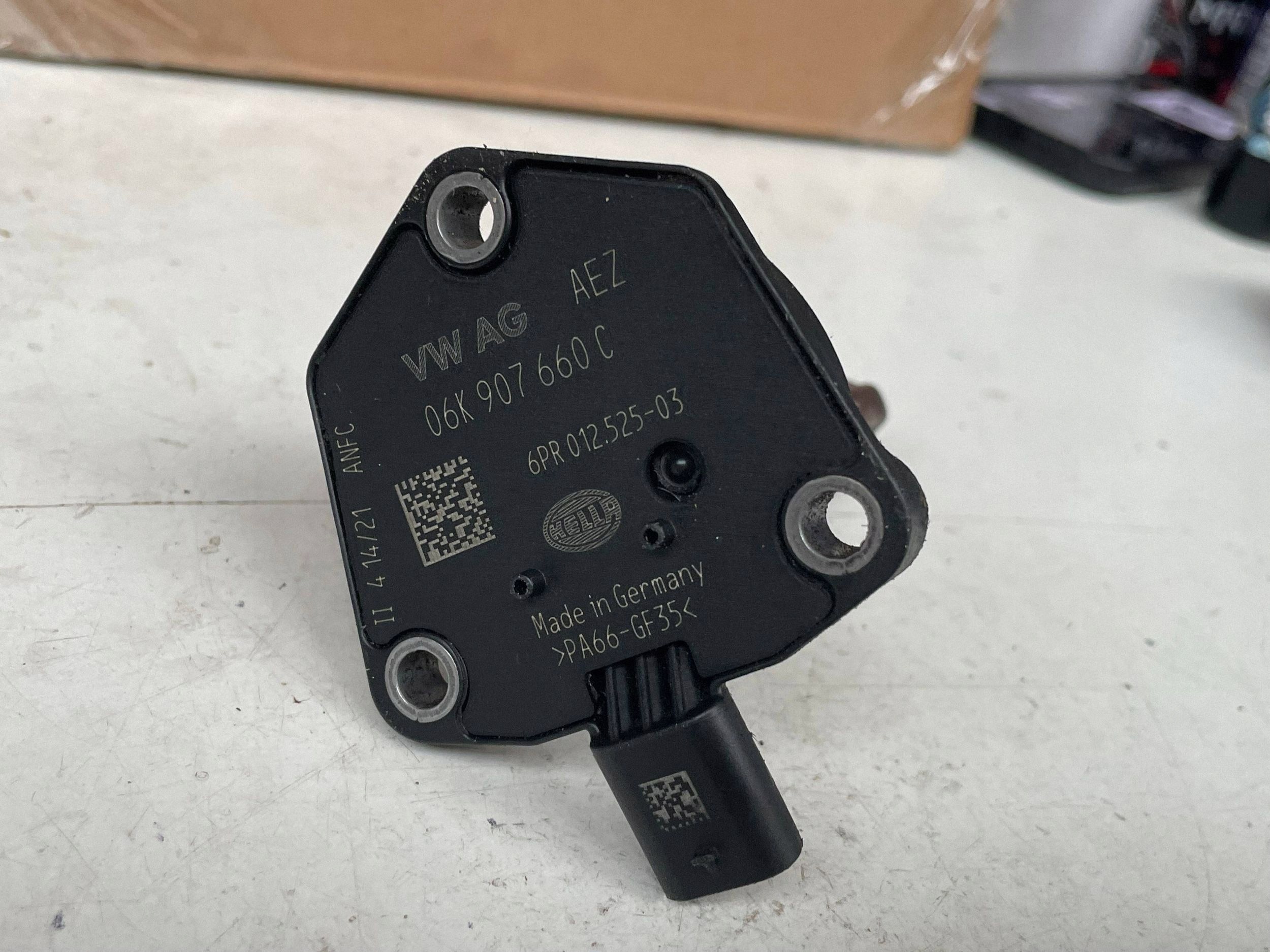 sensore Livello olio AUDI Q3 F3 06K907660C @M