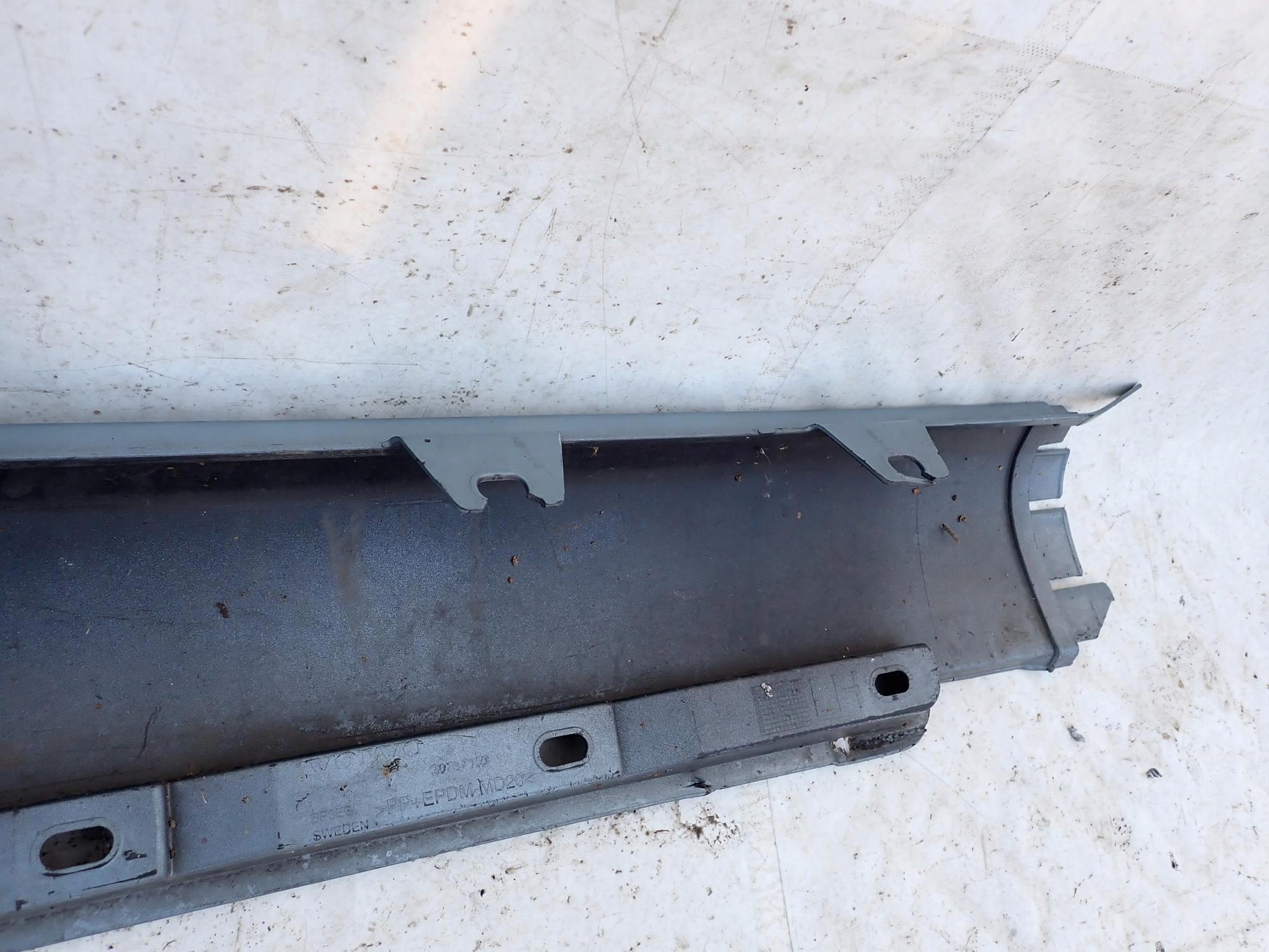 VOLVO C70 II 2 05-13 threshold left moulding threshold left