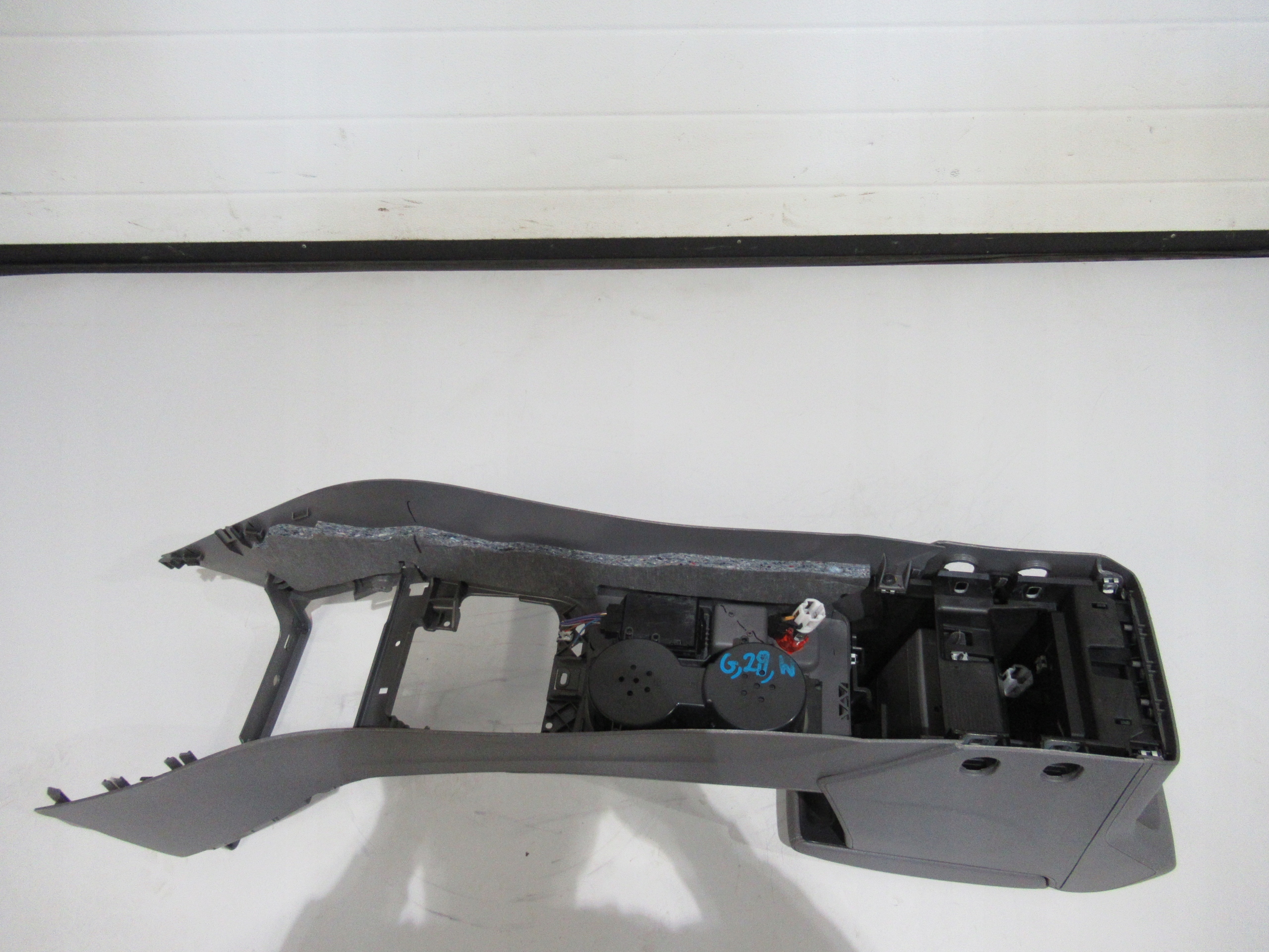 VW Sharan II 7N armrest tunel central leather