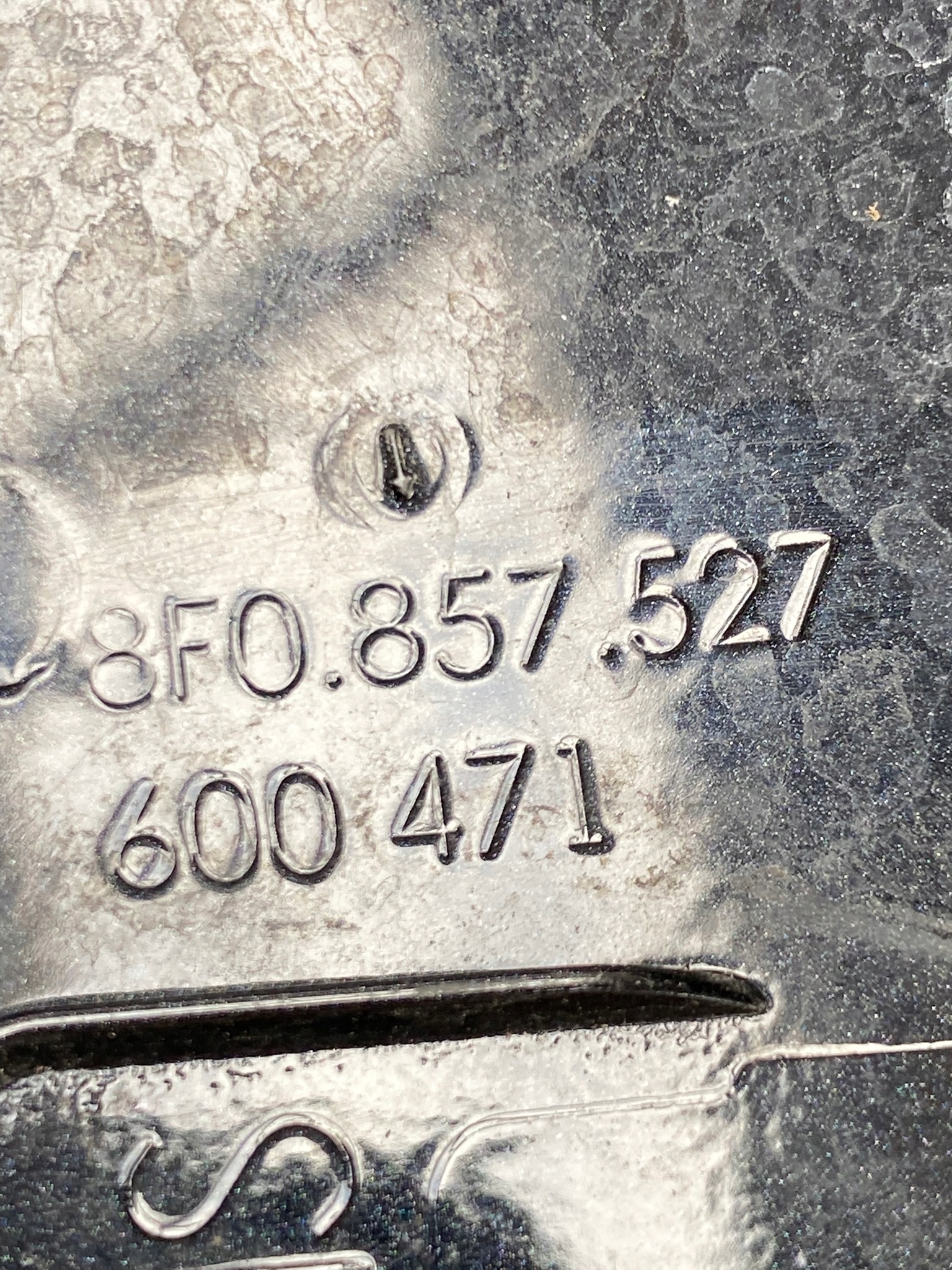 AUDI A4 B8 8K 08- cover mirrors left 8F0857527