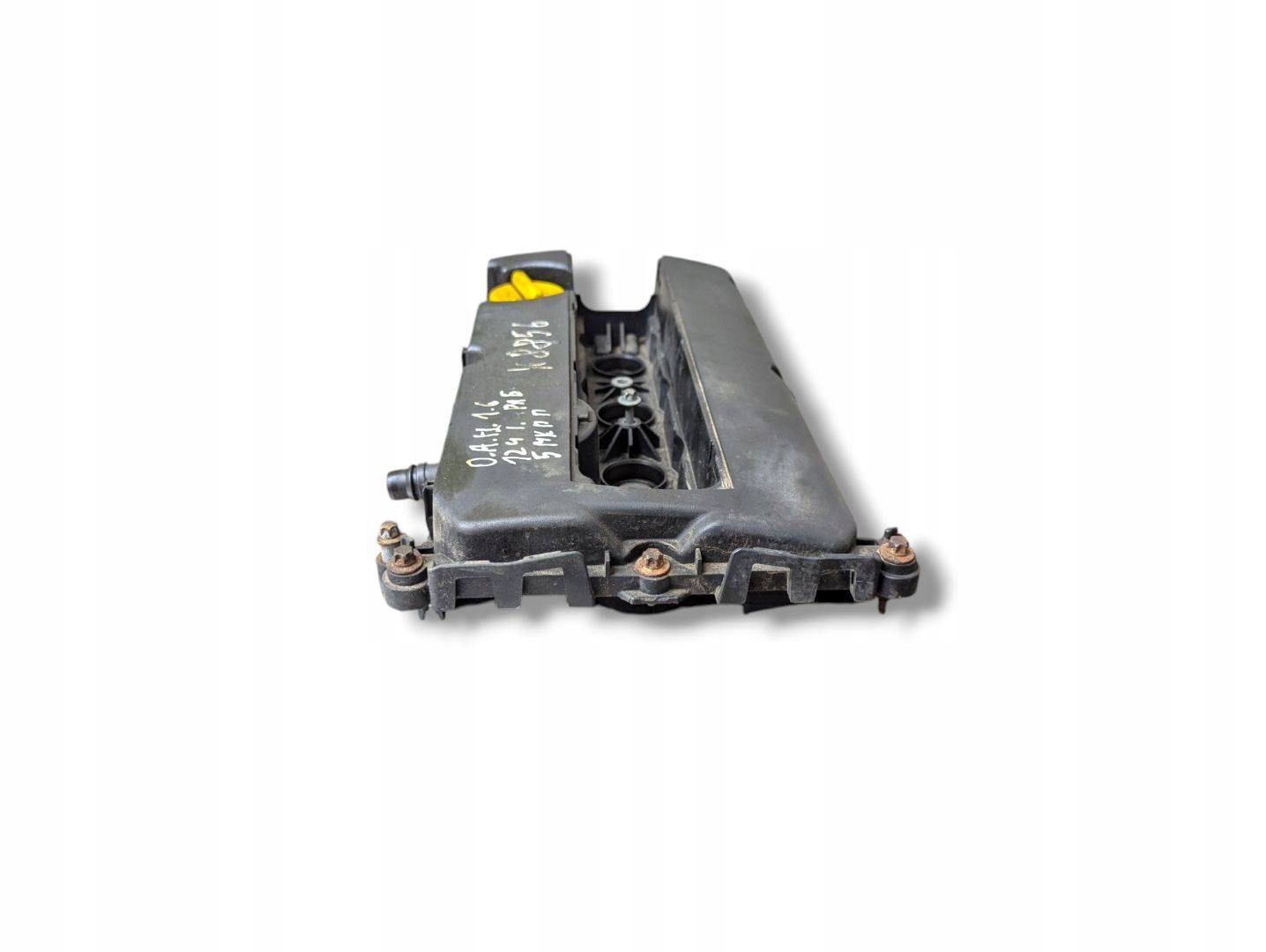 Abdeckung der Ventile Opel Astra GTC H facelift 2007 55564395