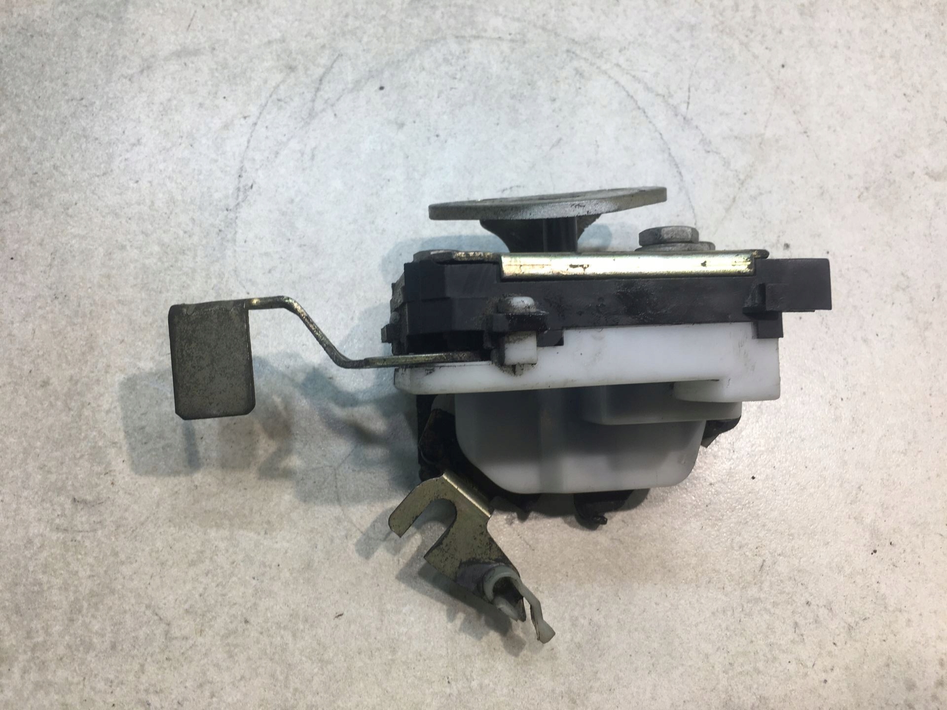 lock door left front FIAT DUCATO II 2.8 TD