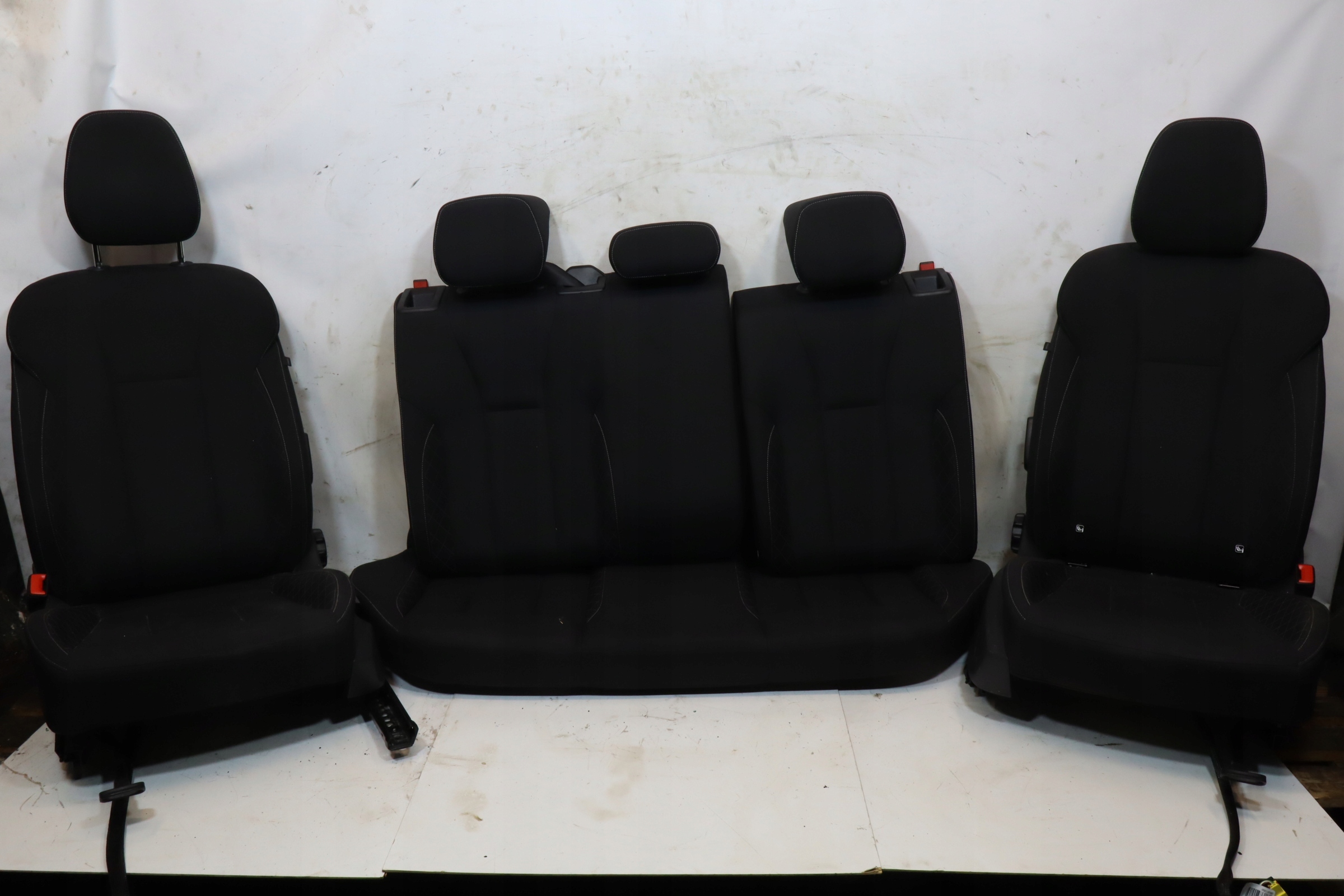 кресло передний левый SKODA SUPERB II