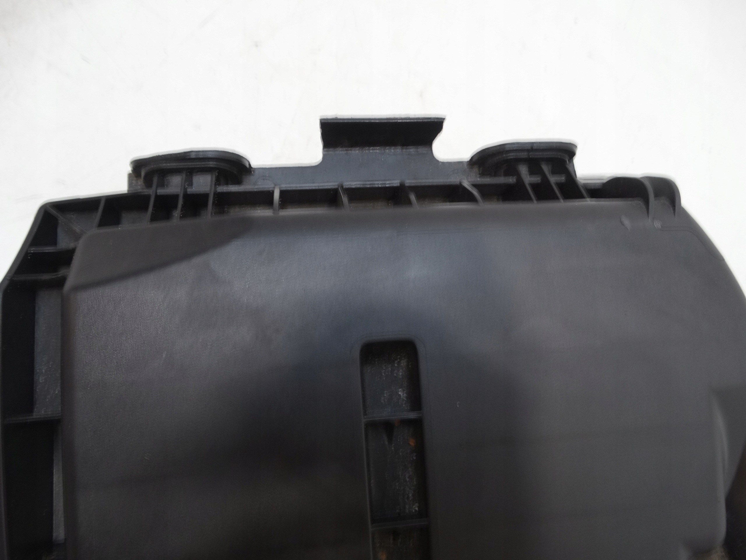 air filter housing PEUGEOT CITROEN 1.6 BLUEHDI 43TYS.KM 9806561080
