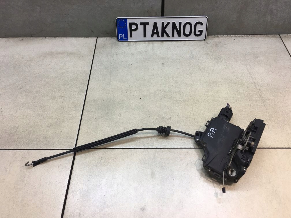 lock door right front GOLF IV 8 PIN