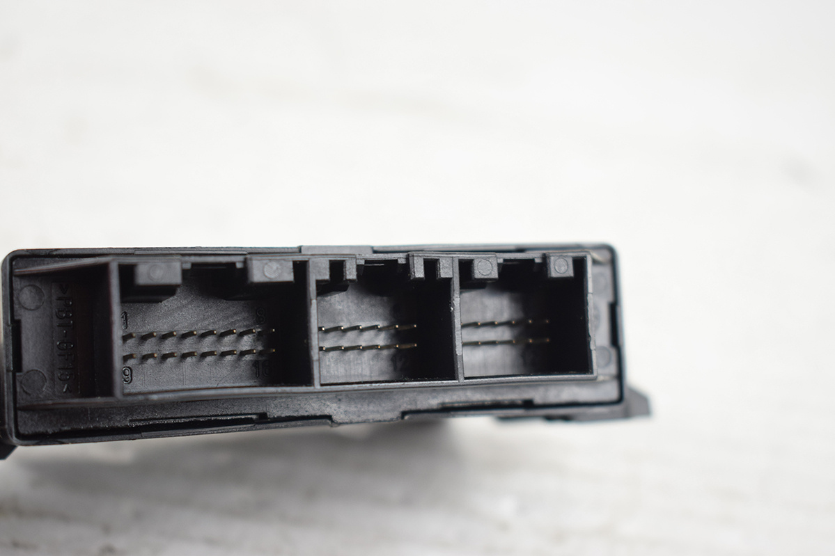 module control unit LOKALIZACJI AUDI Q3 8U 8K0907440