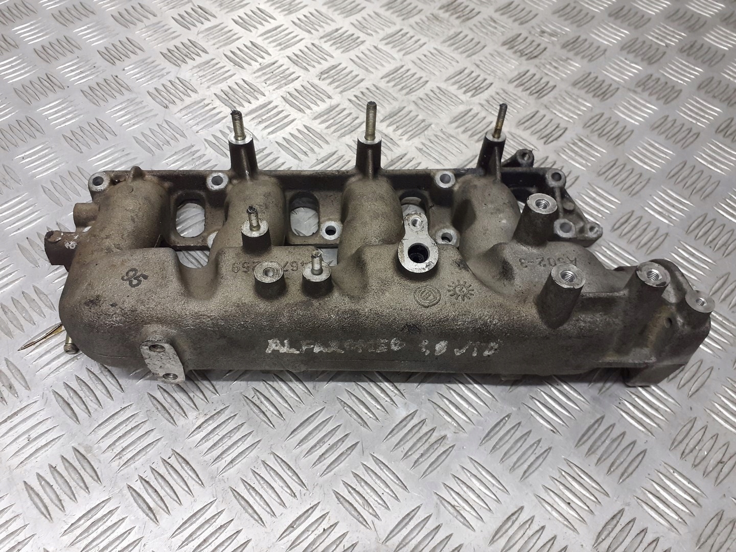 Alfa Romeo OE 46761259 коллектор Впускный