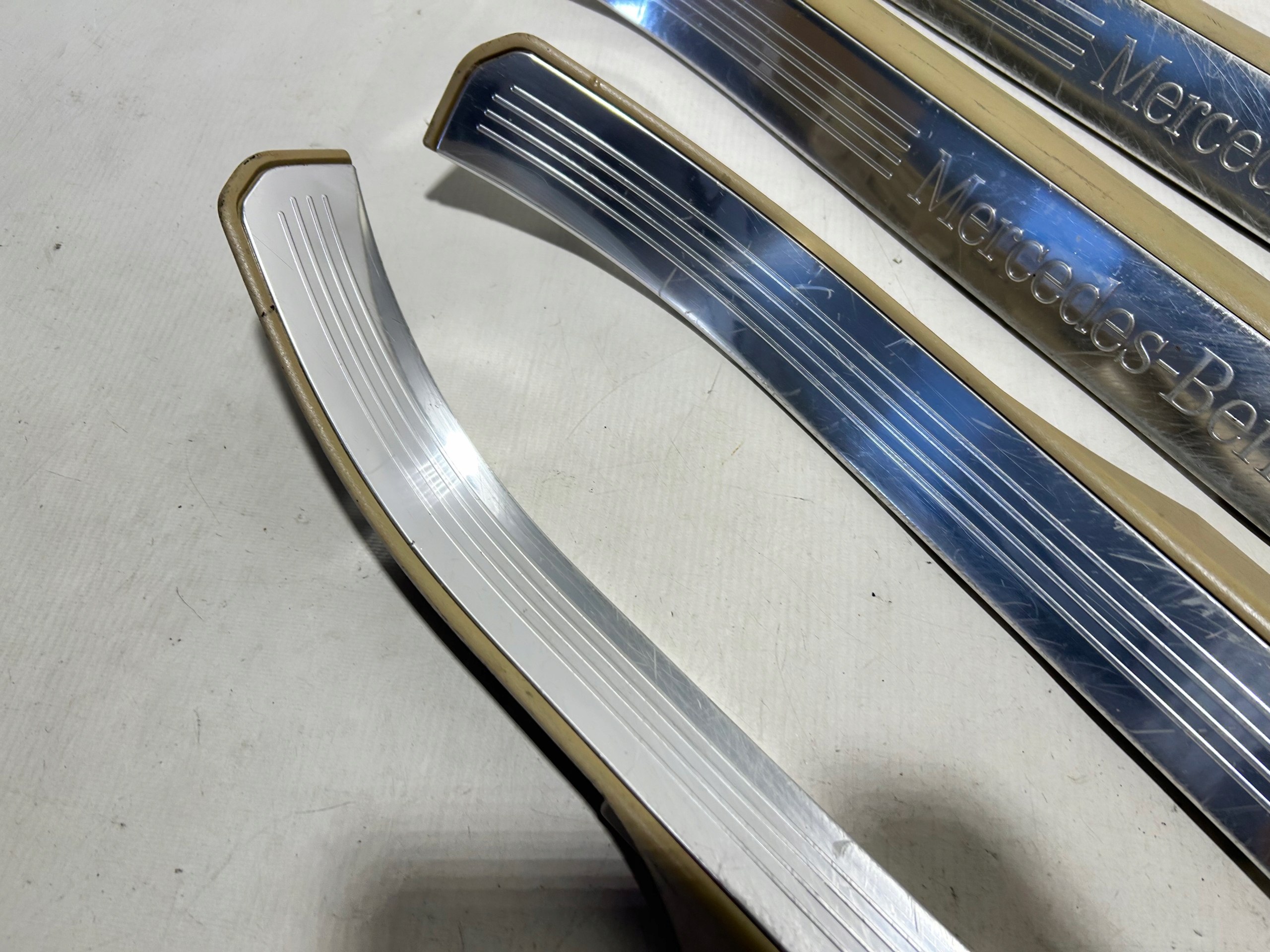MERCEDES W221 mouldings caps threshold CHROM KOMPLET front rear part right left