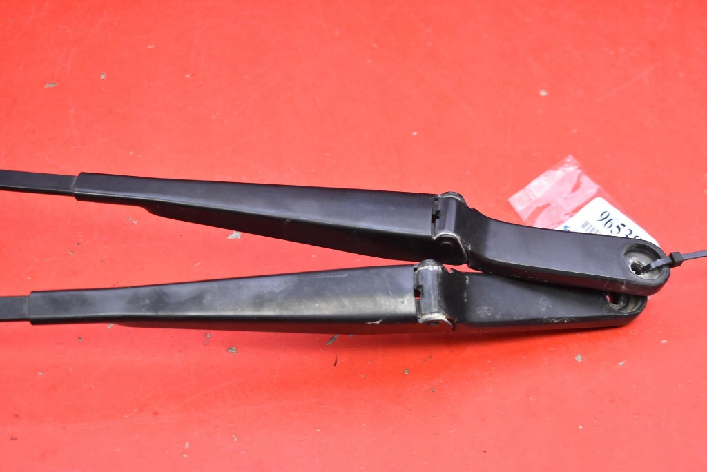 wiper arm front EU 4G1955407D 4G1955408D AUDI A6 C7 14-20