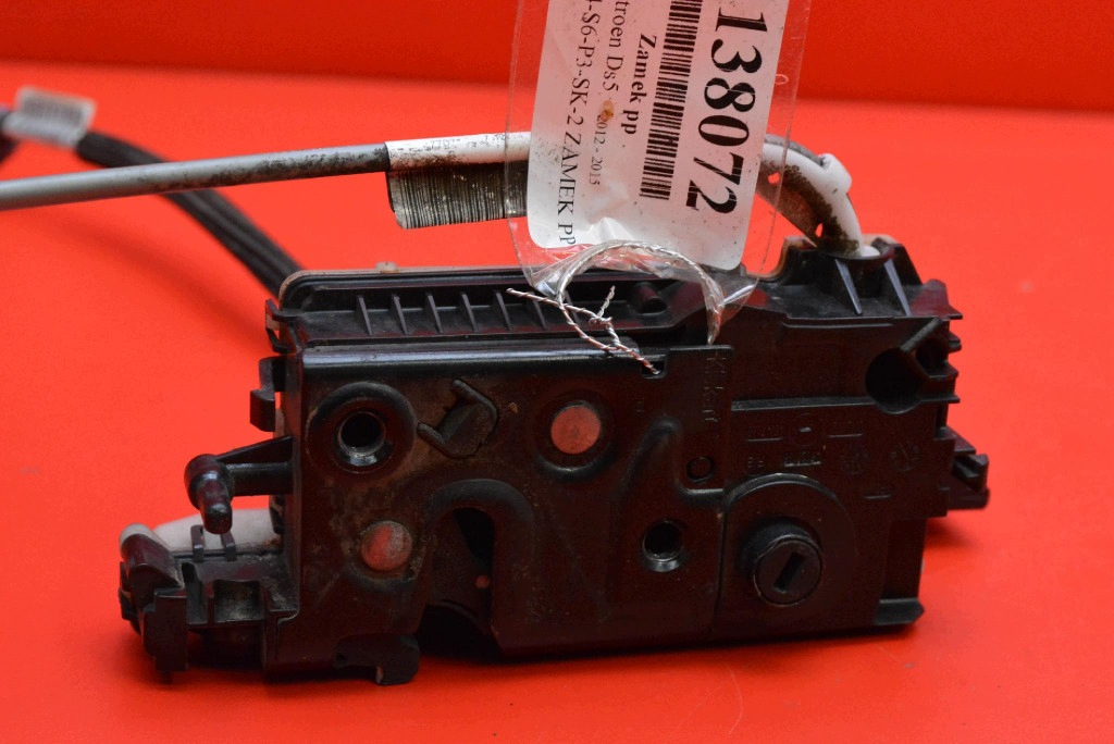lock door right front front EU 9686919180 CITROEN DS5 5D HB 12-15