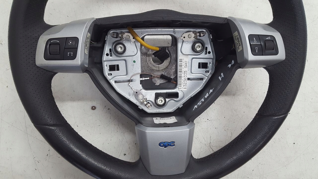 lenkrad Opel Astra H GTC OPC