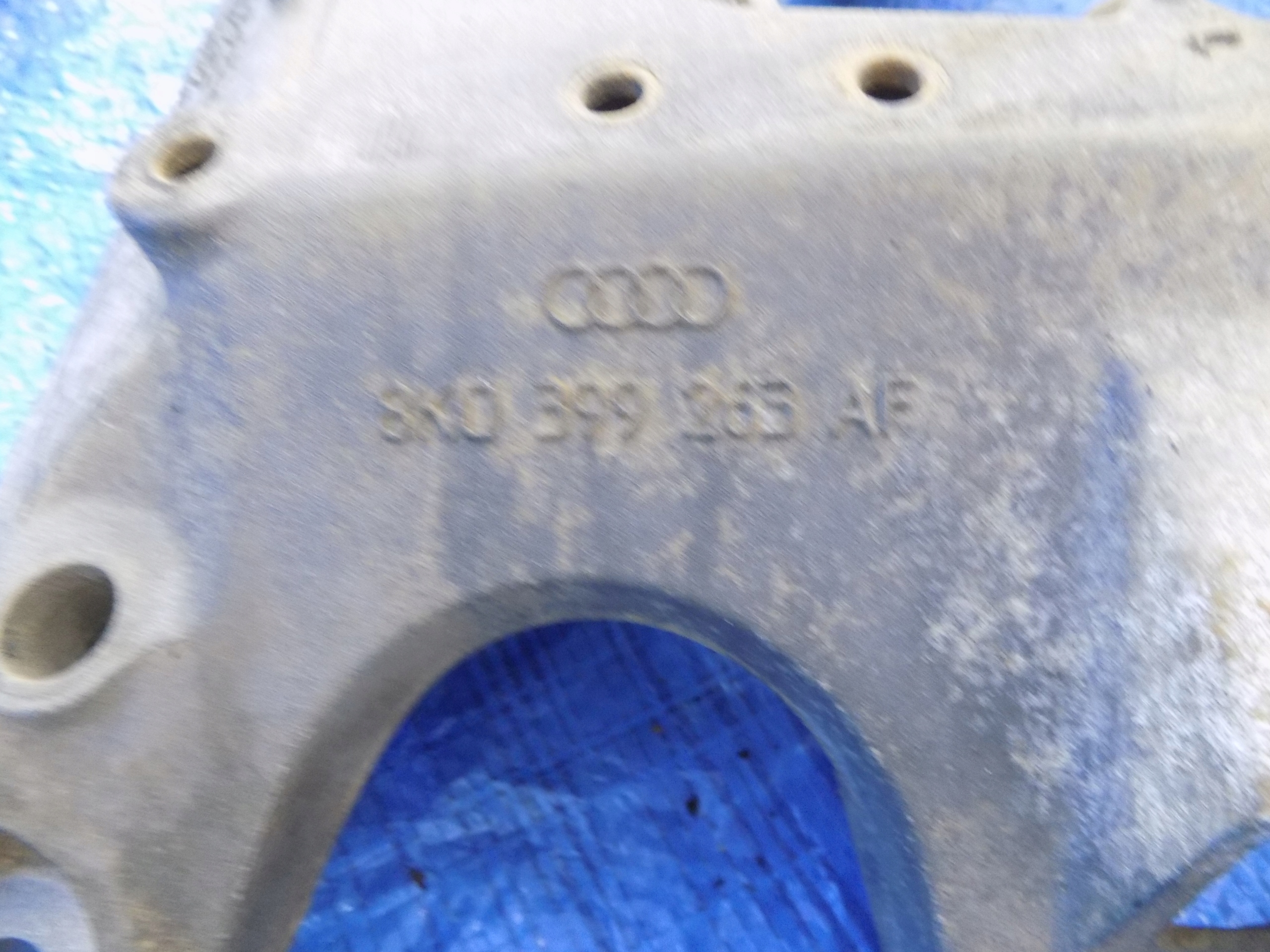 Getriebehalter getriebe AUDI Q5 8R 2,0TDI