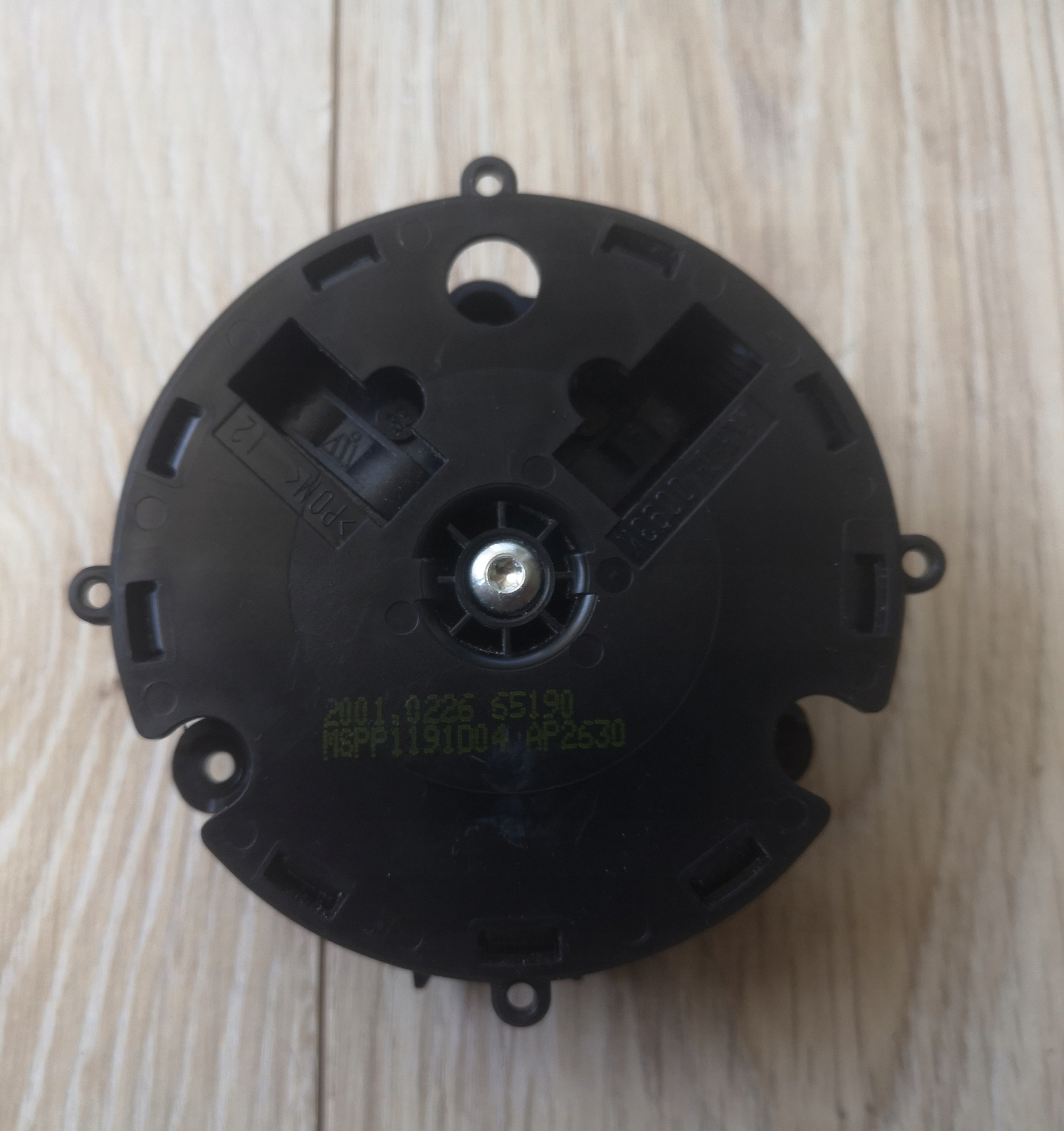 JEEP RENEGADE SILNICZEK USTAWIENIA LUSTERKA PRAWY