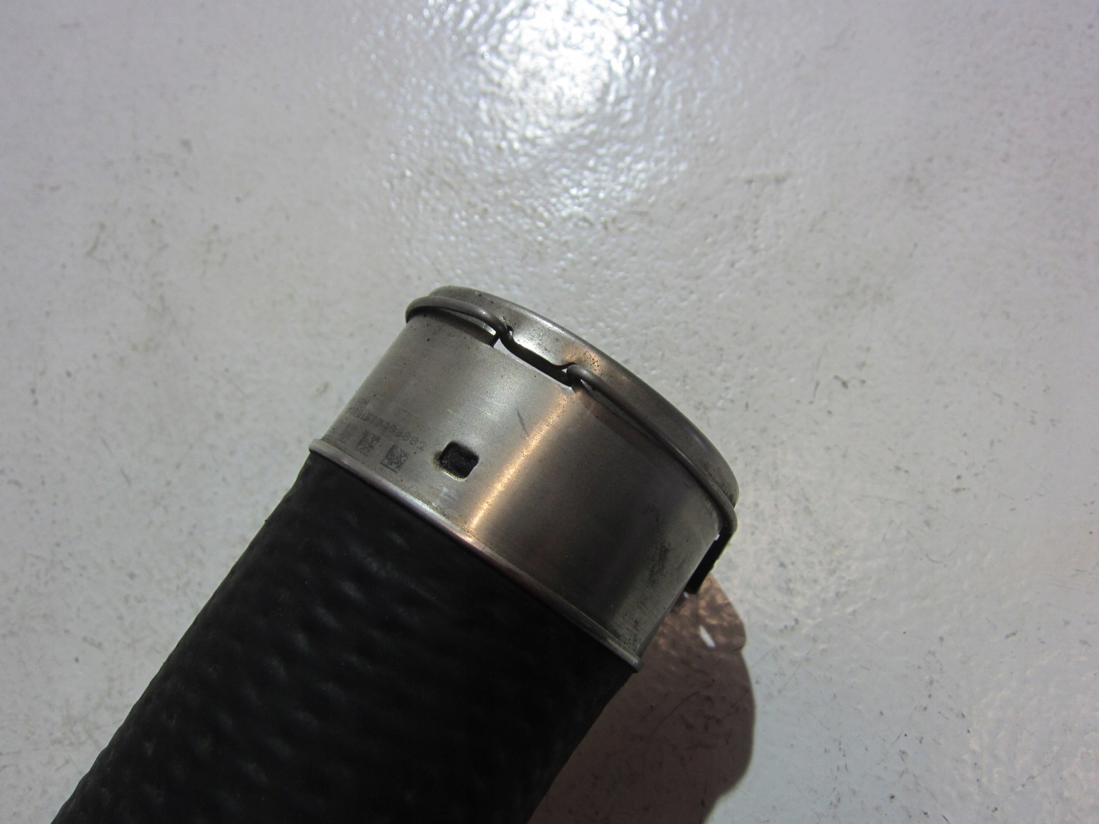 BMW F10 528 Schlauch luft DOLADOWANIA 7612095