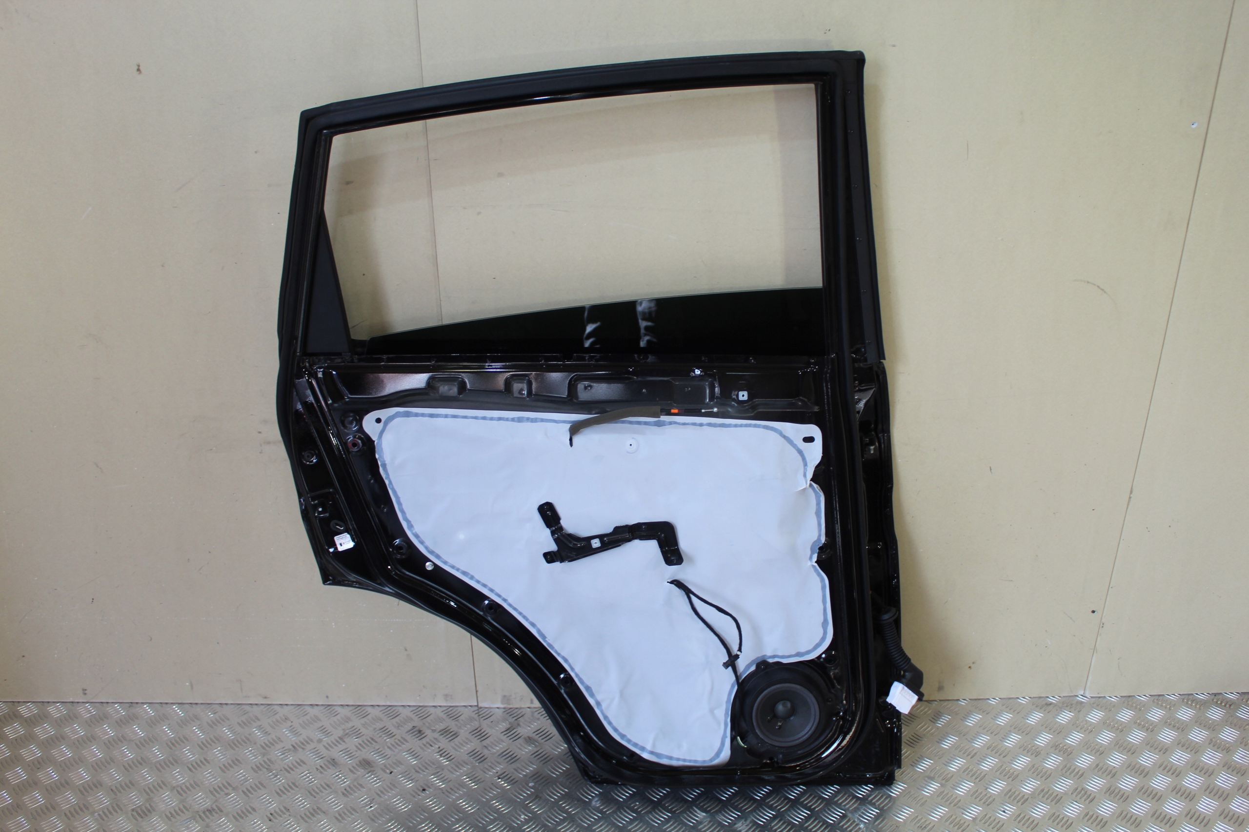 door left rear part rear. DR6 DR 6 CHERY TIGGO