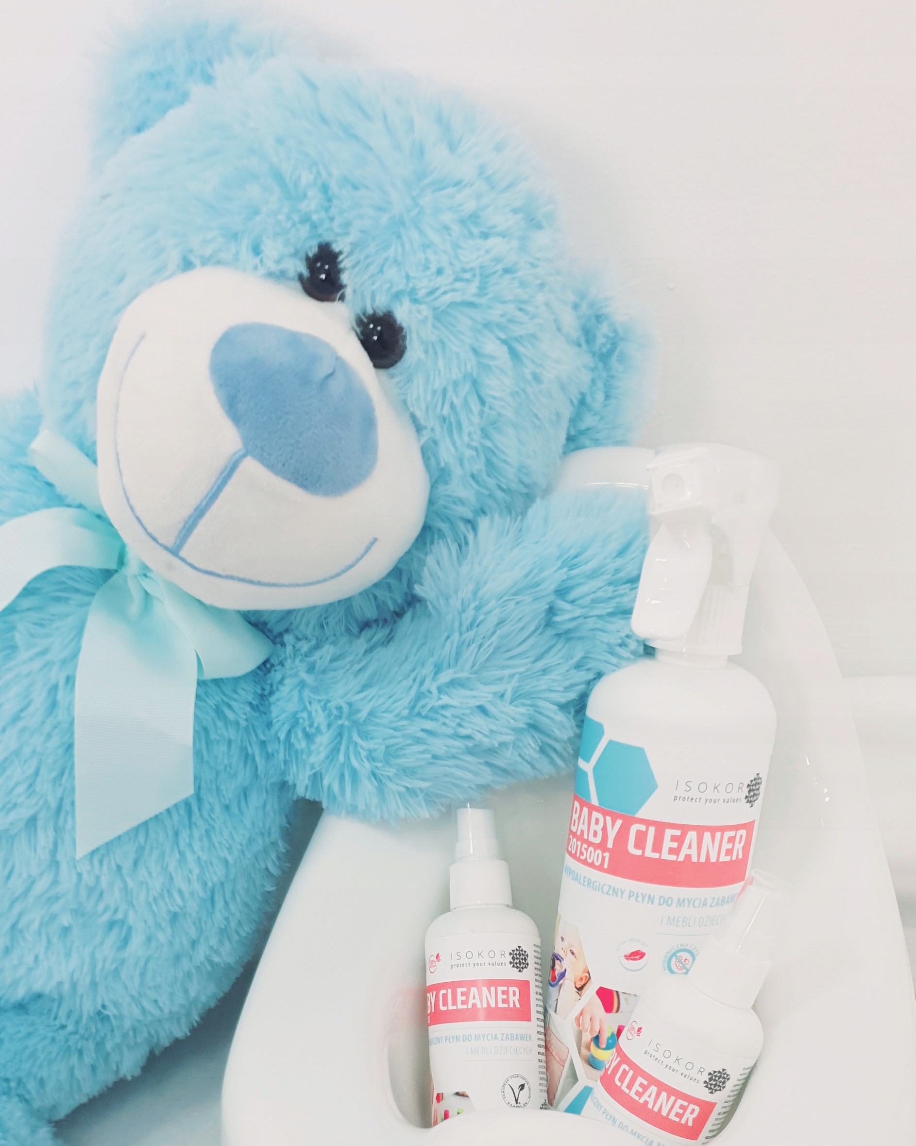 PŁYN DO MYCIA ZABAWEK Isokor Baby Cleaner 2x500ml Waga 1 kg