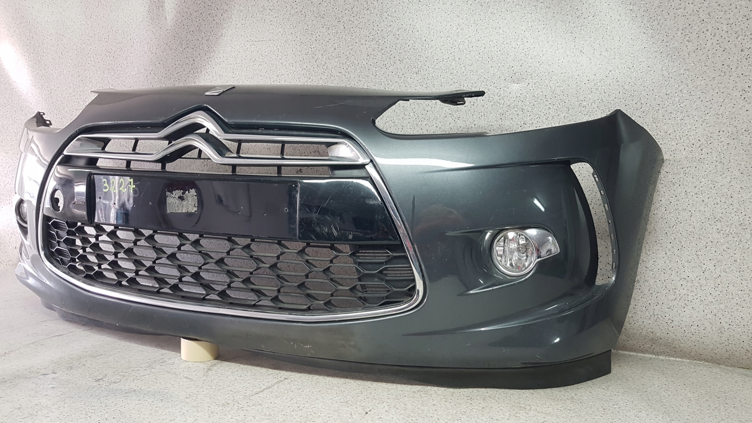 CITROEN DS3 DS 3 2010 - bumper front 3227
