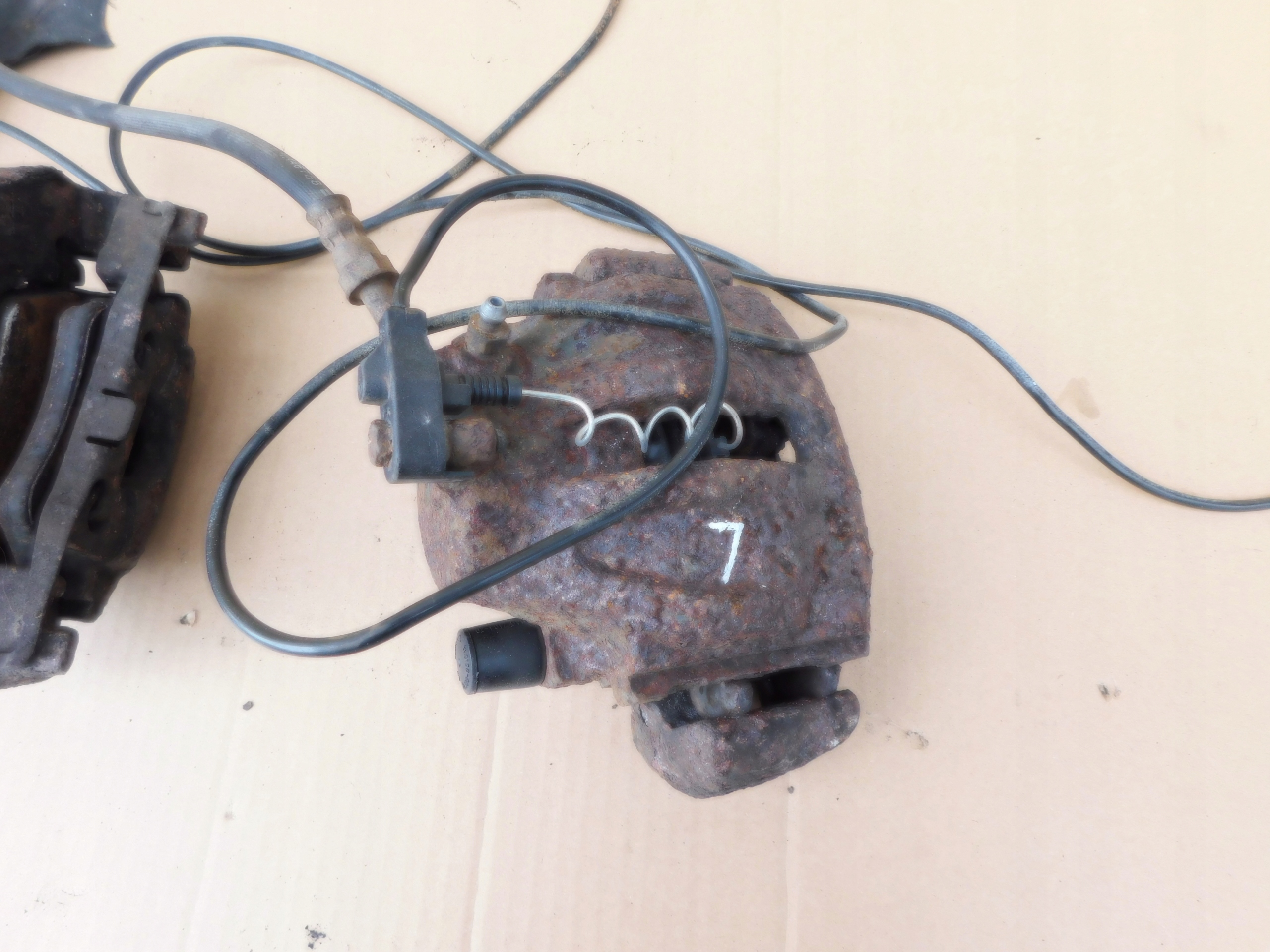 calipers brake rear part tylu komplet left right Mercedes Sprinter VW LT