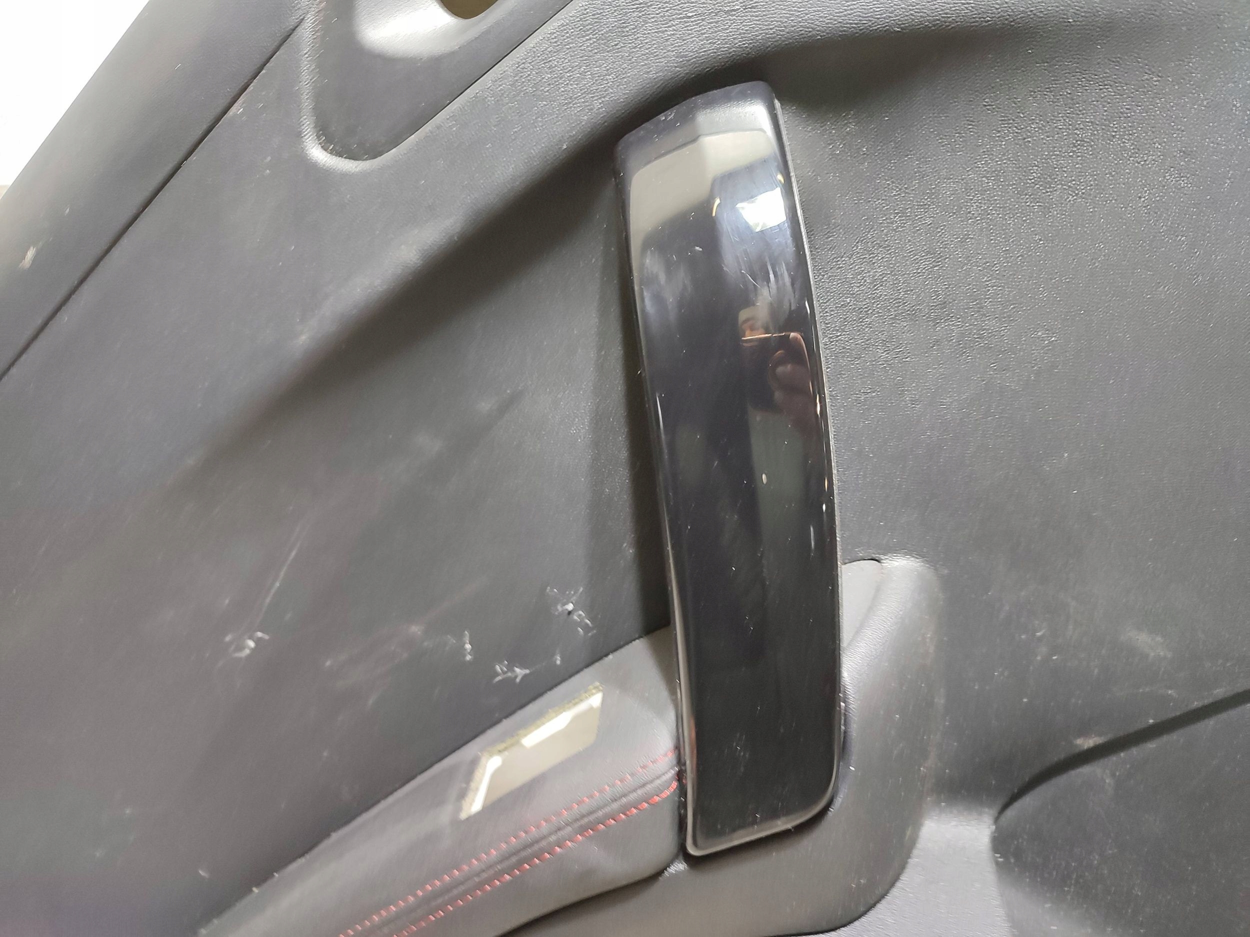 Peugeot 2008 and 2018 rear part side left side upholstery door