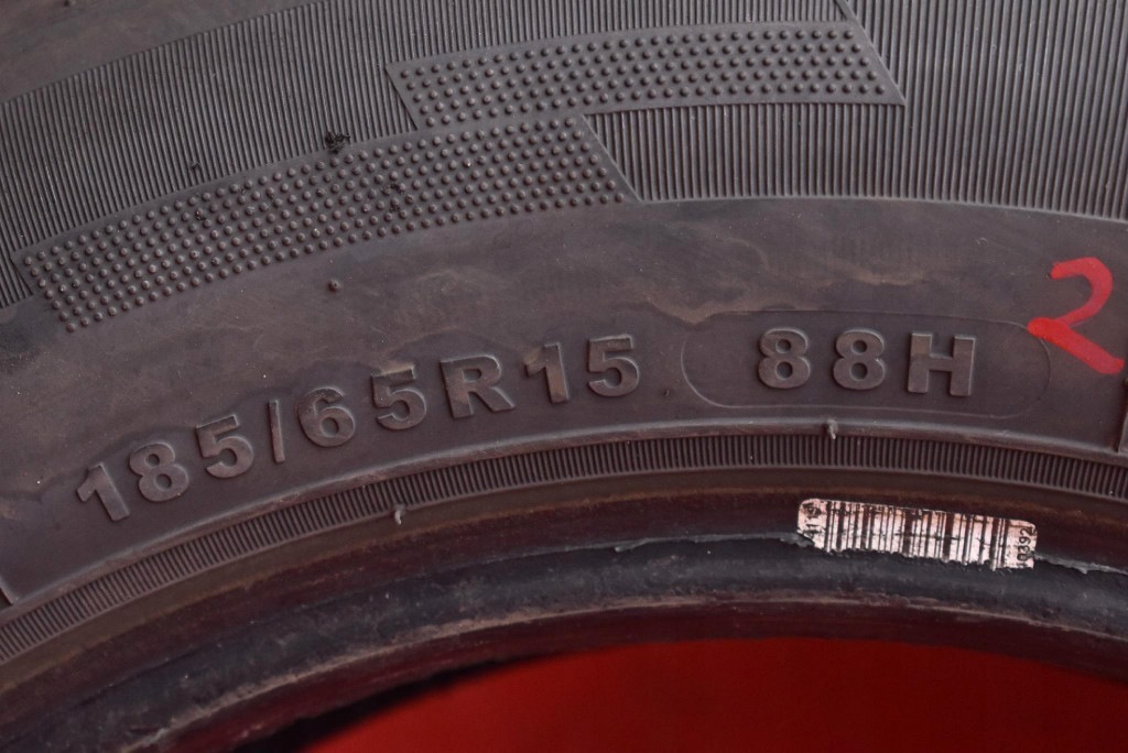 tyre tyres 2 SZT FIREMAX LATO 185/65/15 21R 24R