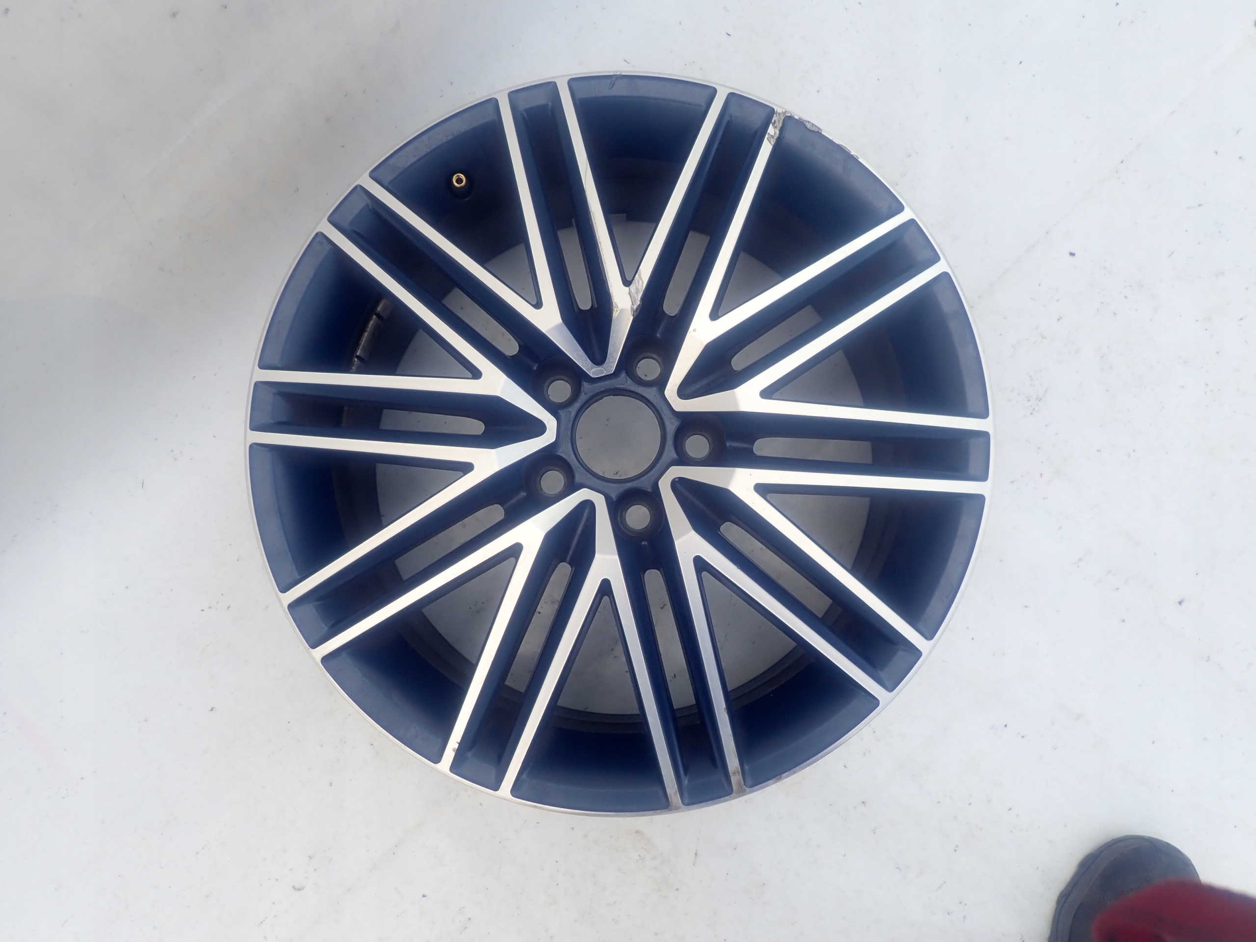 SEAT SKODA 6JA601025D disk hliníkový 17"