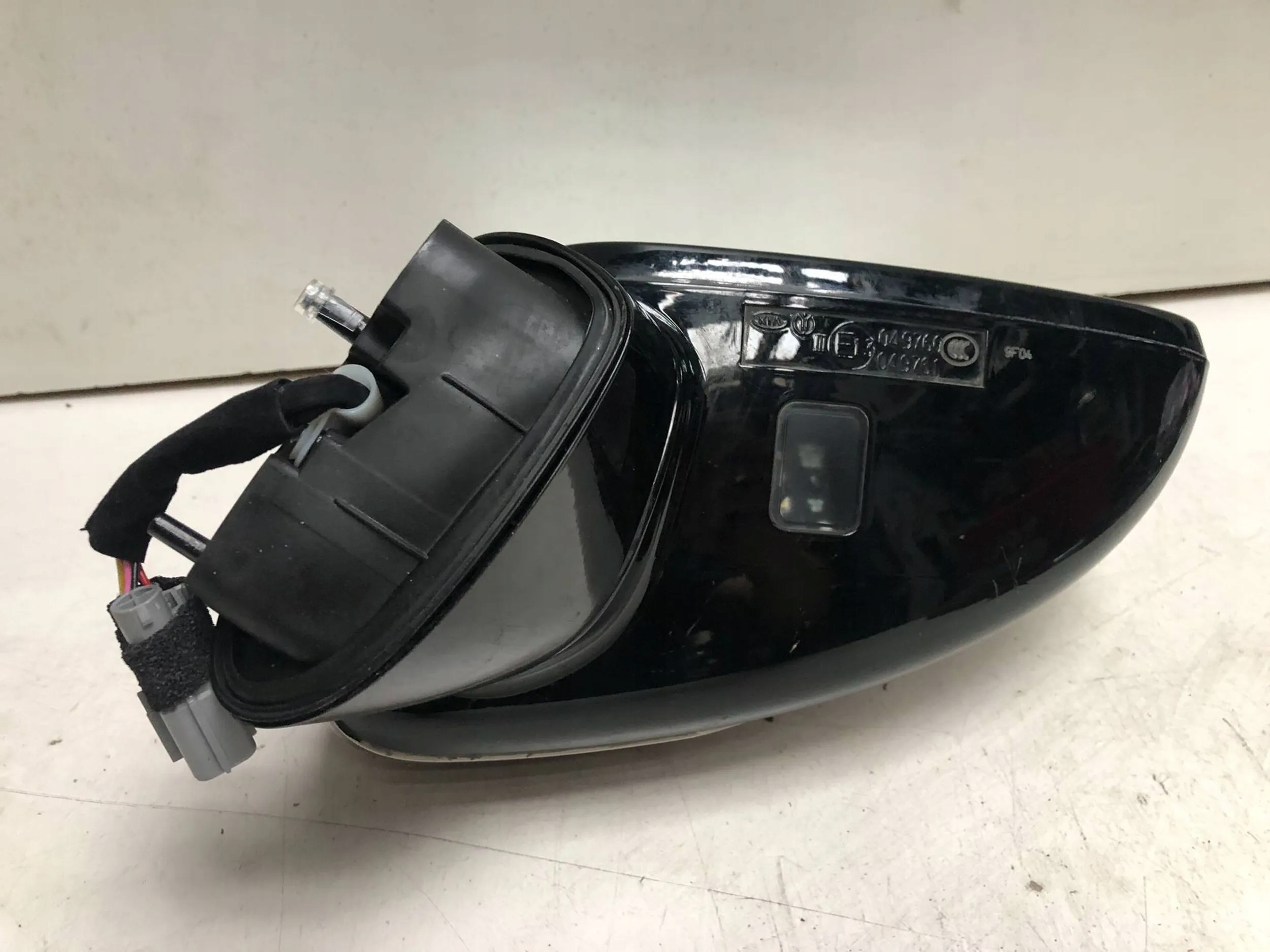 зеркало правое kia STINGER