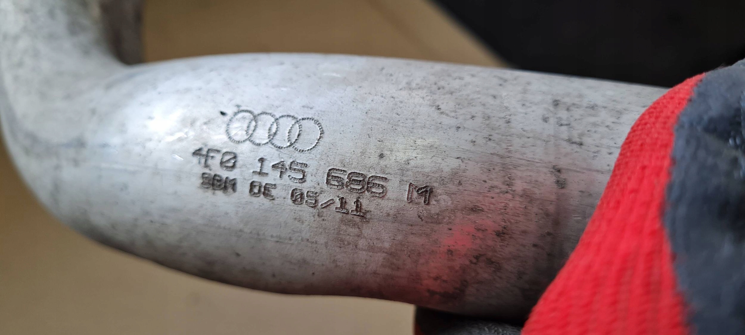 A6 C6 LIFT prijenos cijev interkulera 2.0 TDI 4F0145686M