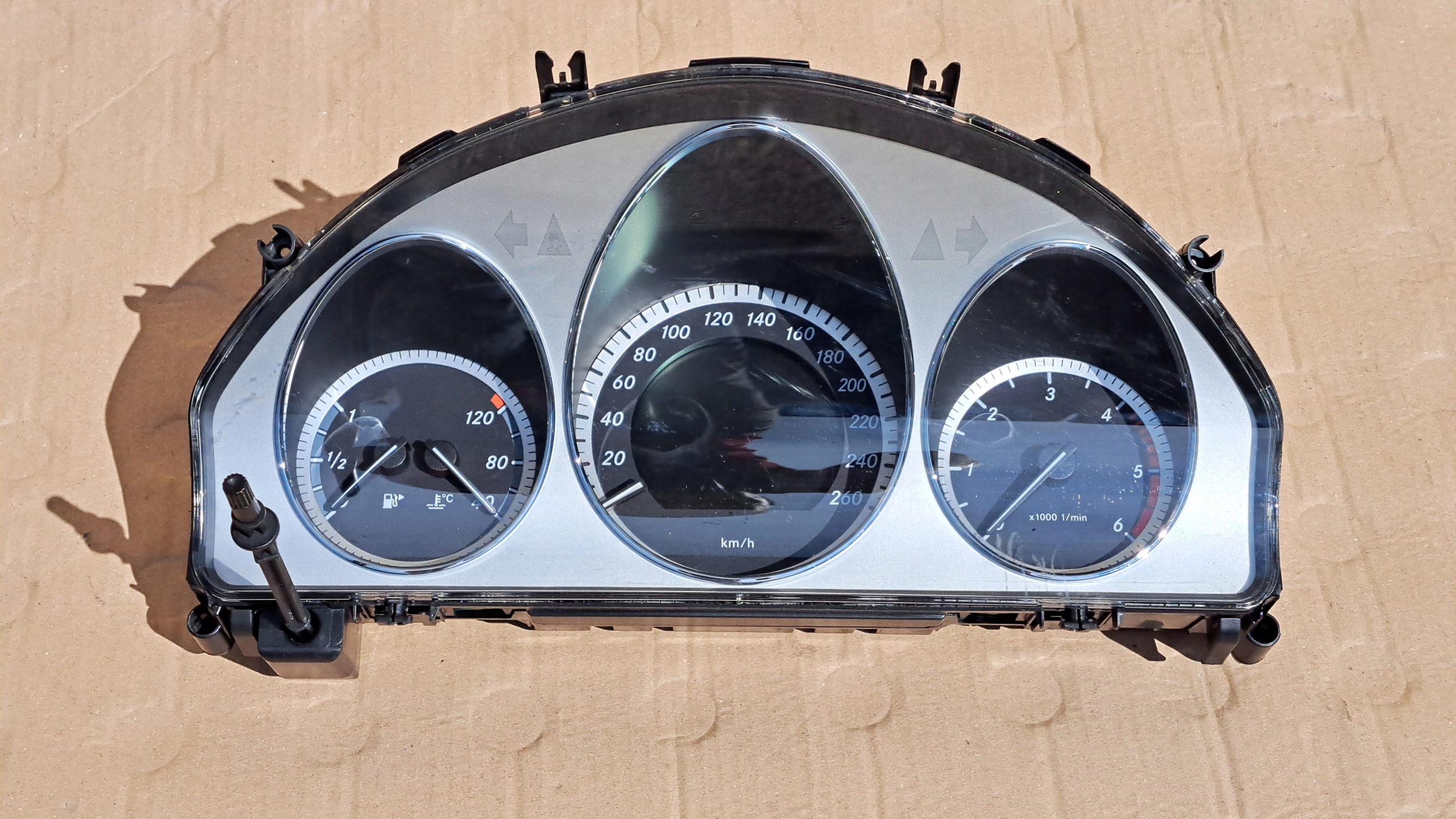 MERCEDES X204 - спидометр часы европа