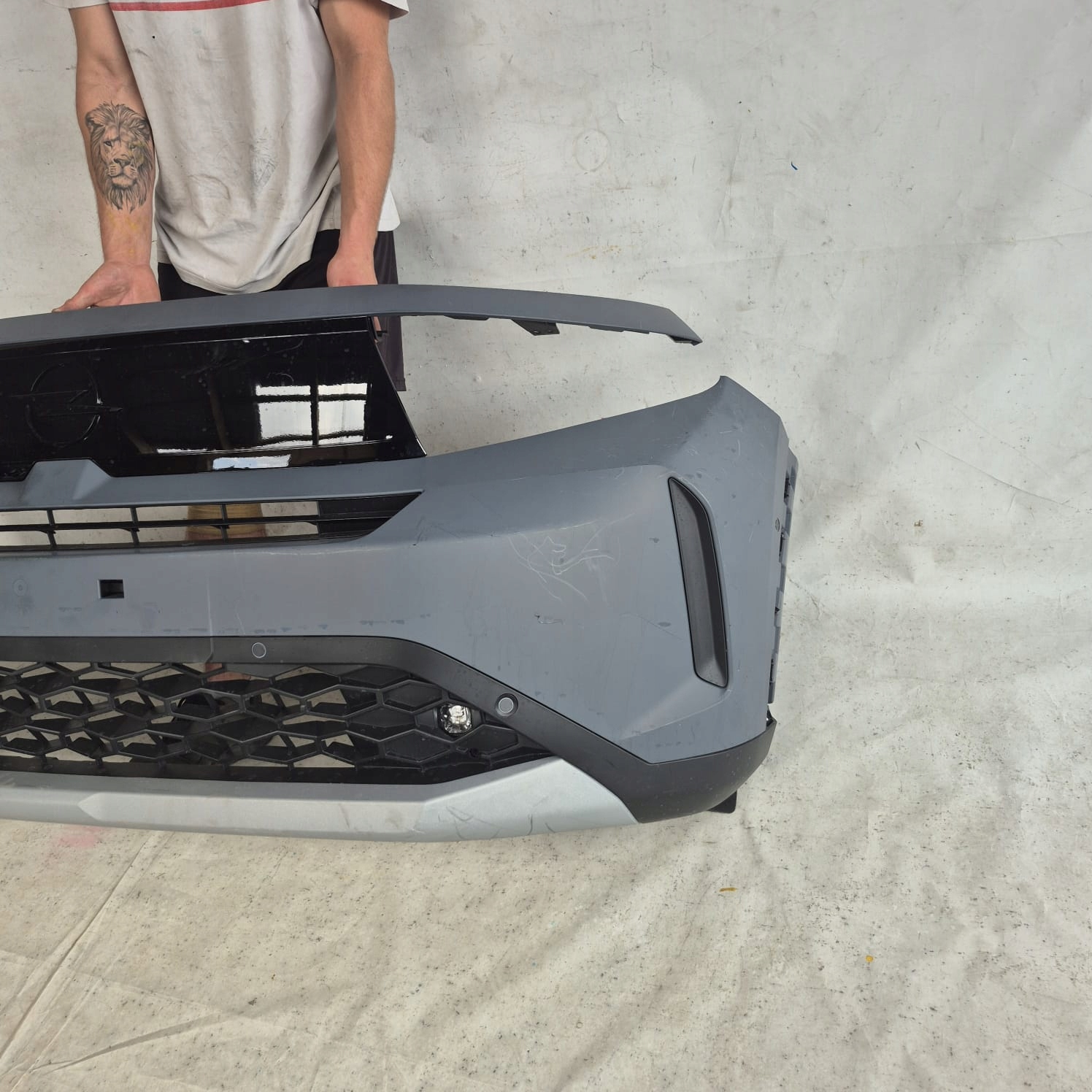 OPEL FRONTERA C 24- bumper front front PDC 9854995780