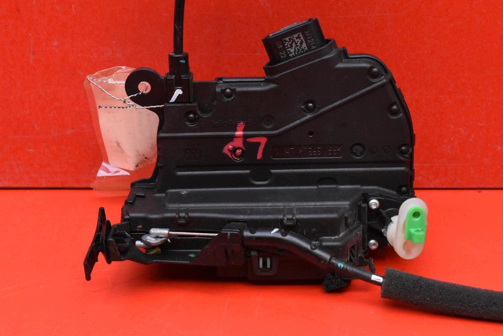 lock door left front front EU 805031107R RENAULT ZOE 1 and 12-24