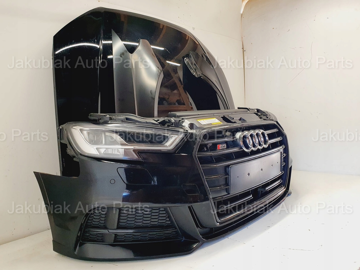 AUDI S3 8V5 LIFT SEDAN MASKA ZDERZAK LAMPA KOMPLETNY PRZÓD