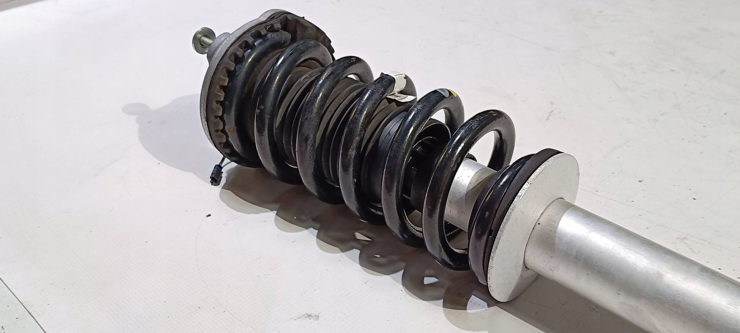shock absorber mcperson front front right left Maserati Quattroporte 2013