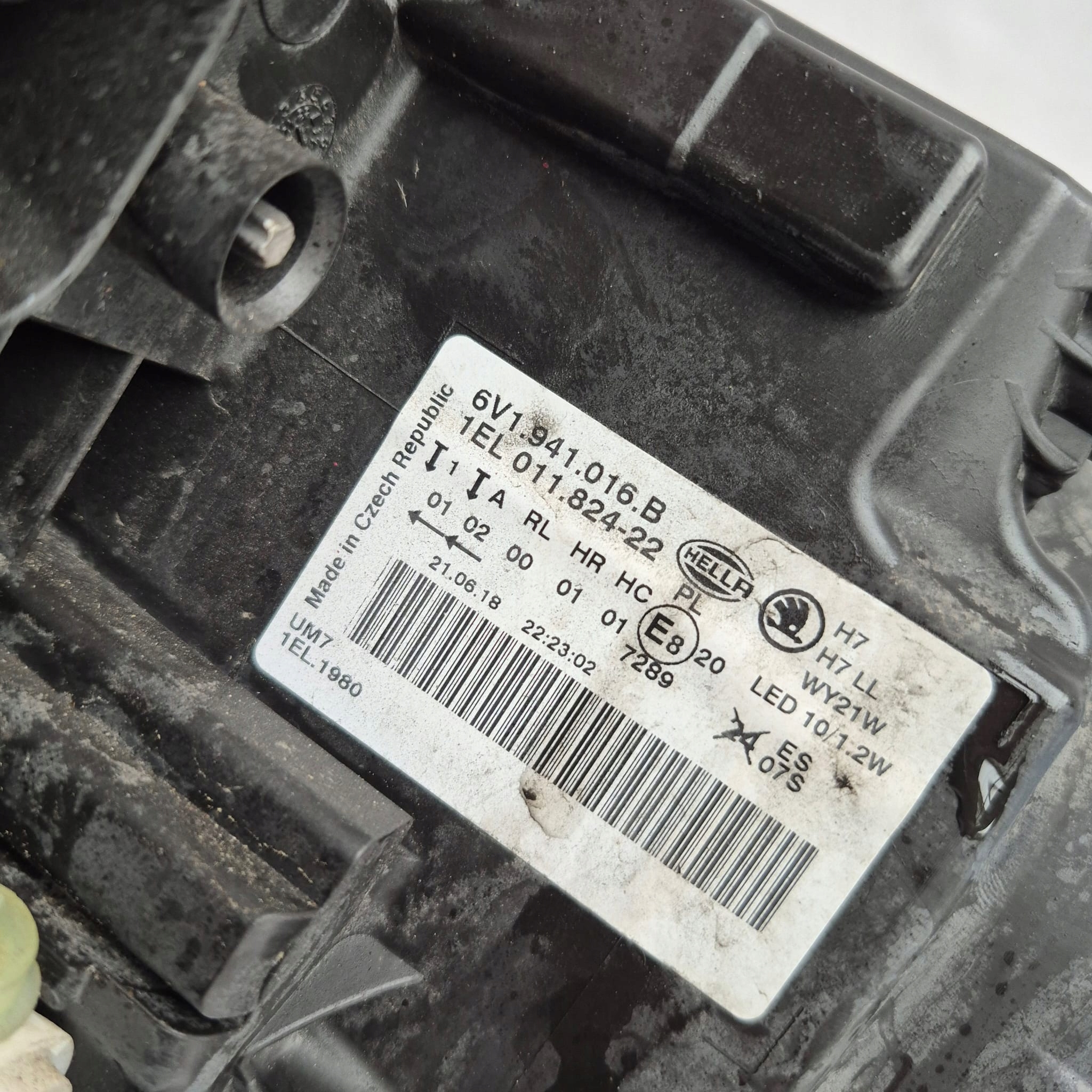 SKODA FABIA III 3 14-18 light front front right