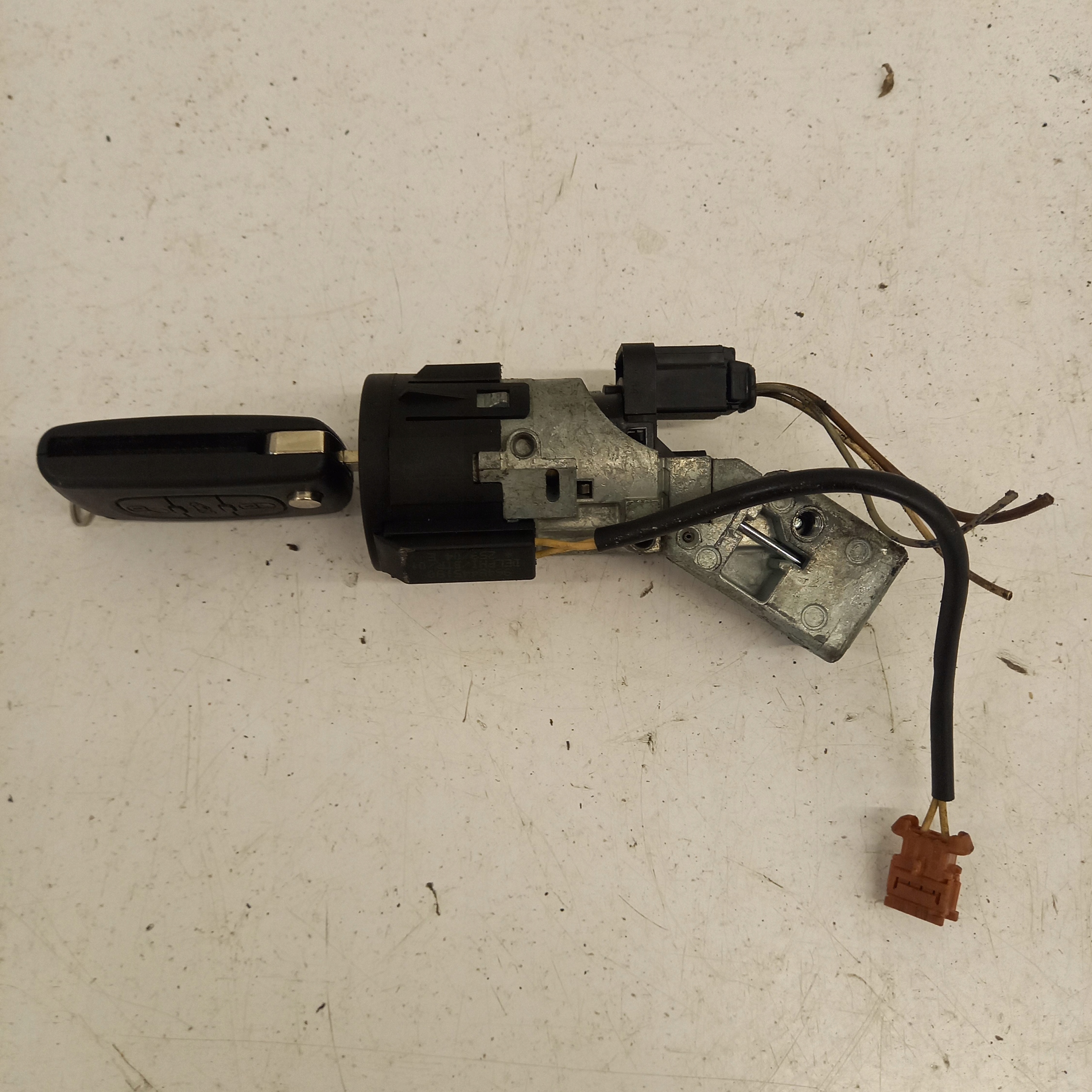 ignition Z KLUCZYKIEM PEUGEOT 407 N0502073