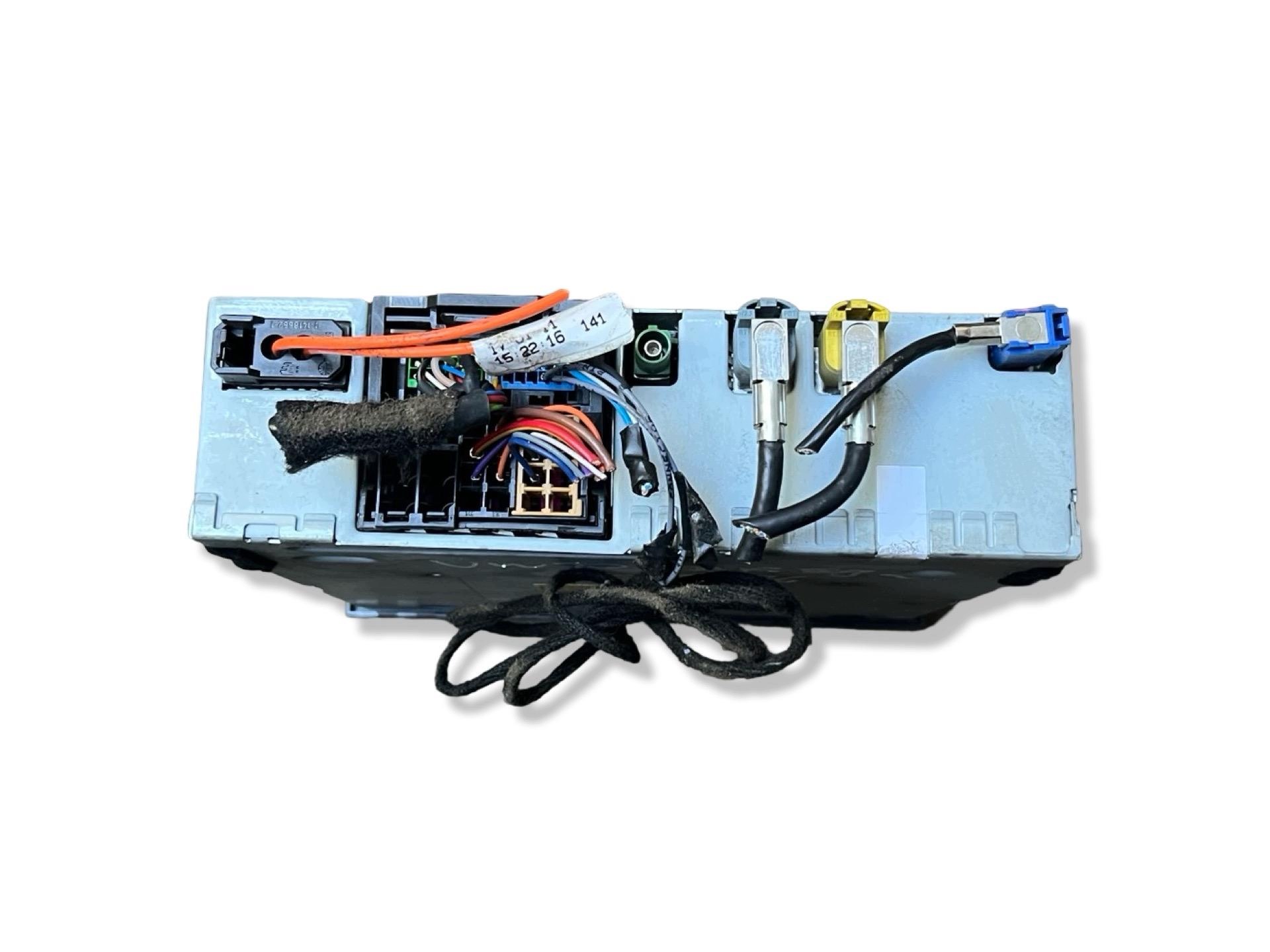 module navigation devices Volkswagen Touareg 2 2011 7P6035666