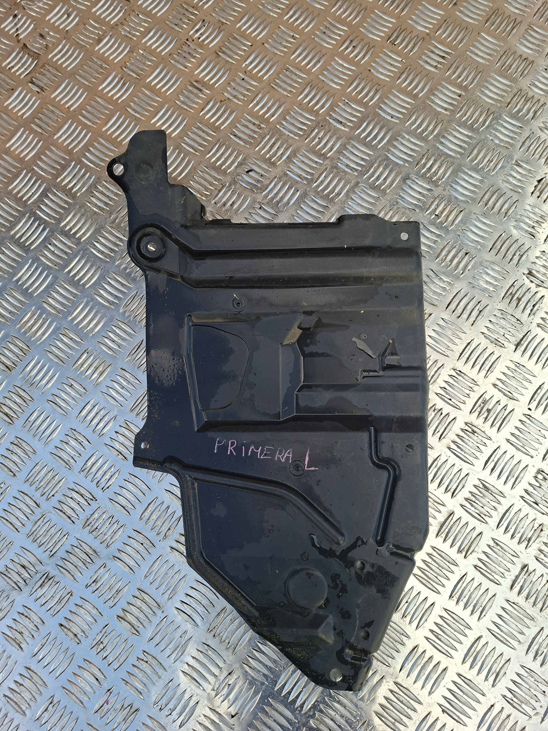 motor cover left NISSAN PRIMERA 75894AV500