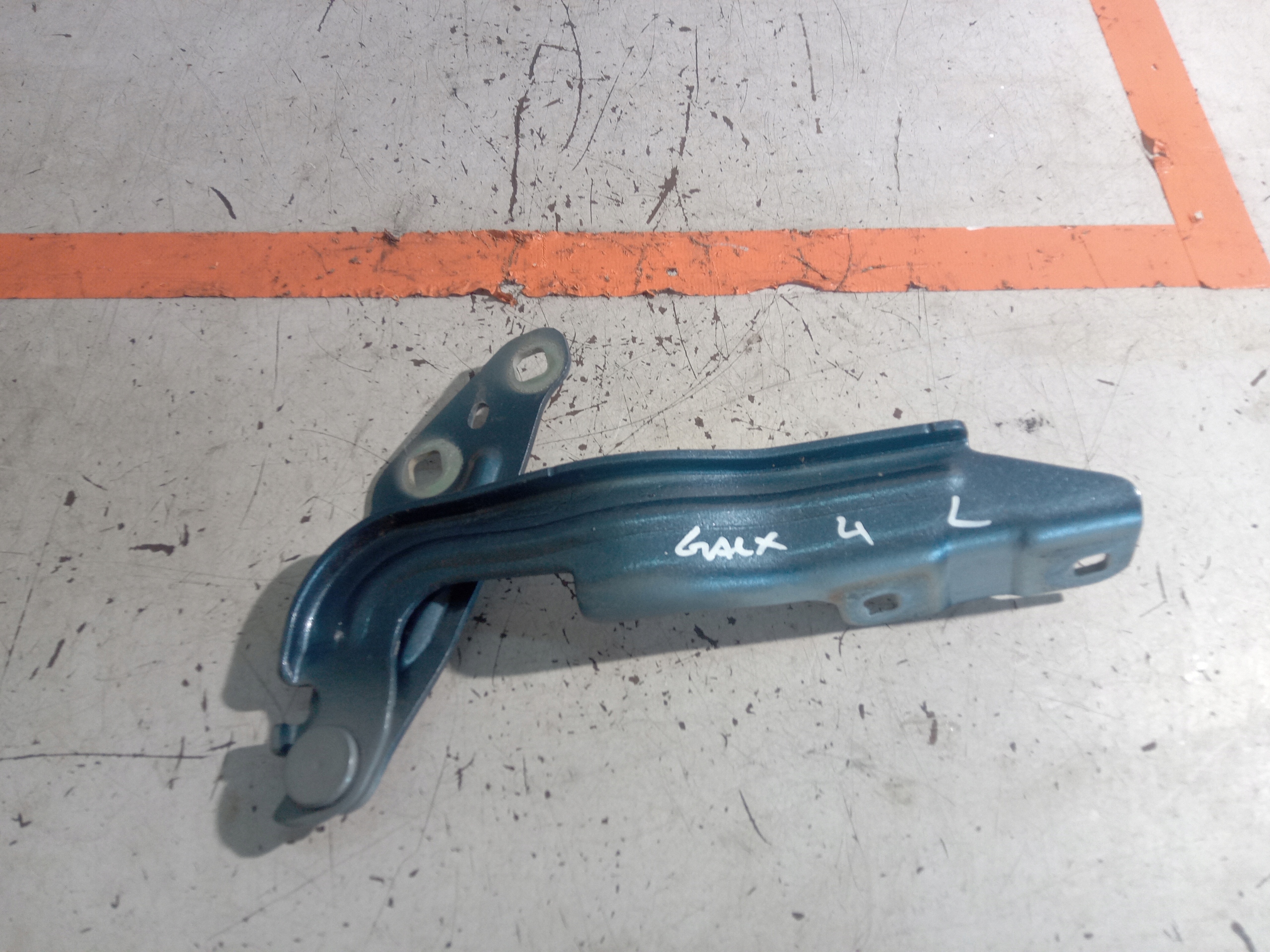 EM2B-R16801-BA - FORD GALAXY MK4 ПЕТЛЯ КАПОТА ЛІВА