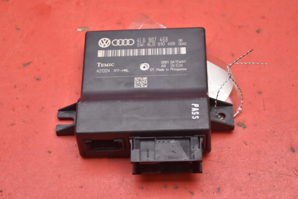 control unit module GATEWAY 4L0907468 AUDI A8 D3 4.2 FSI 350 KM LIFT 05-07