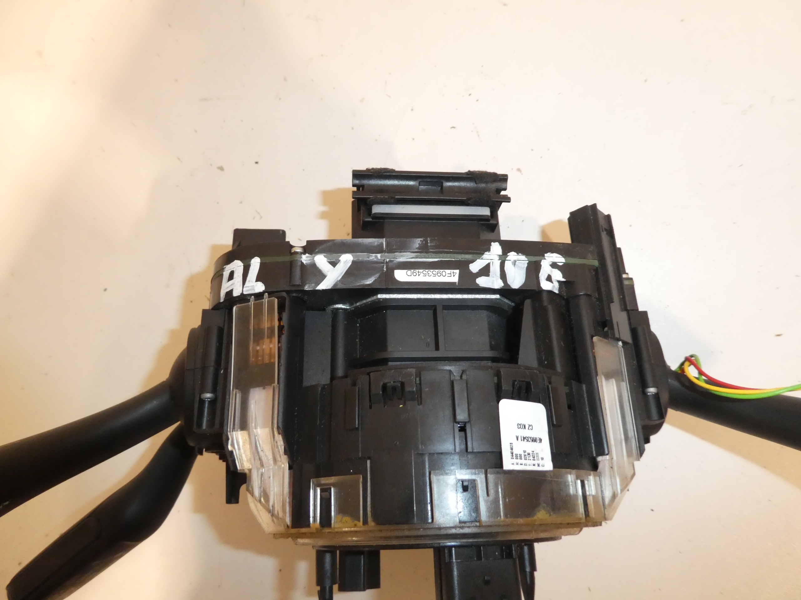 ring AIR BAG control AUDI A6 C6 2007r 4F0953549D